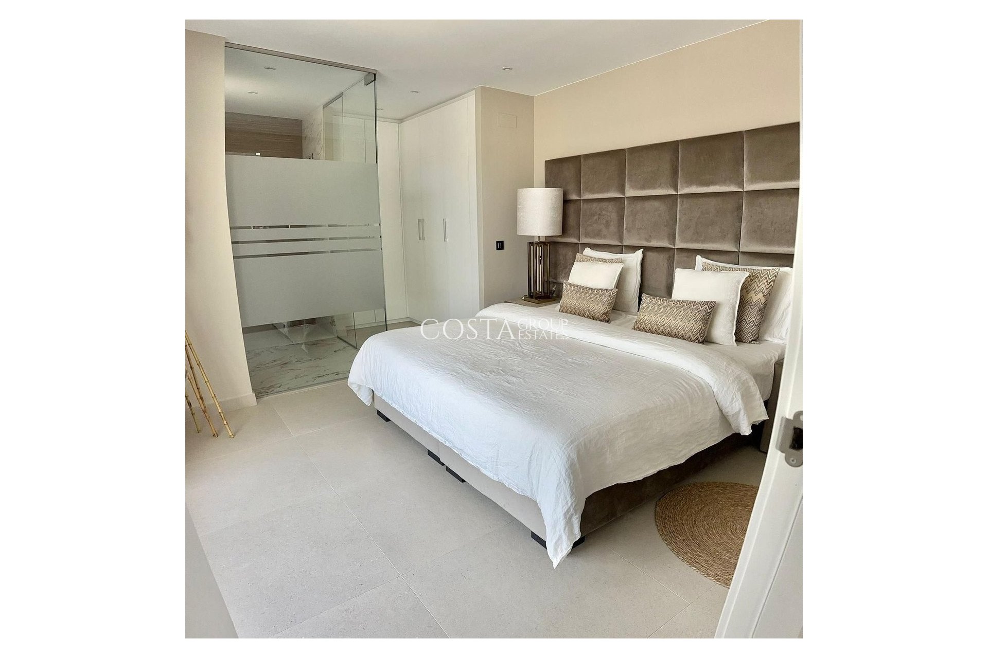 Resale - Villa -
Algorfa - La Finca Golf