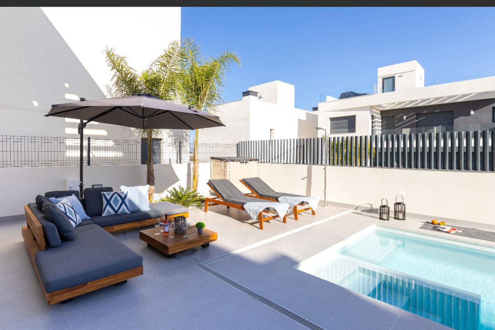 Resale - Villa -
Algorfa - La Finca Golf