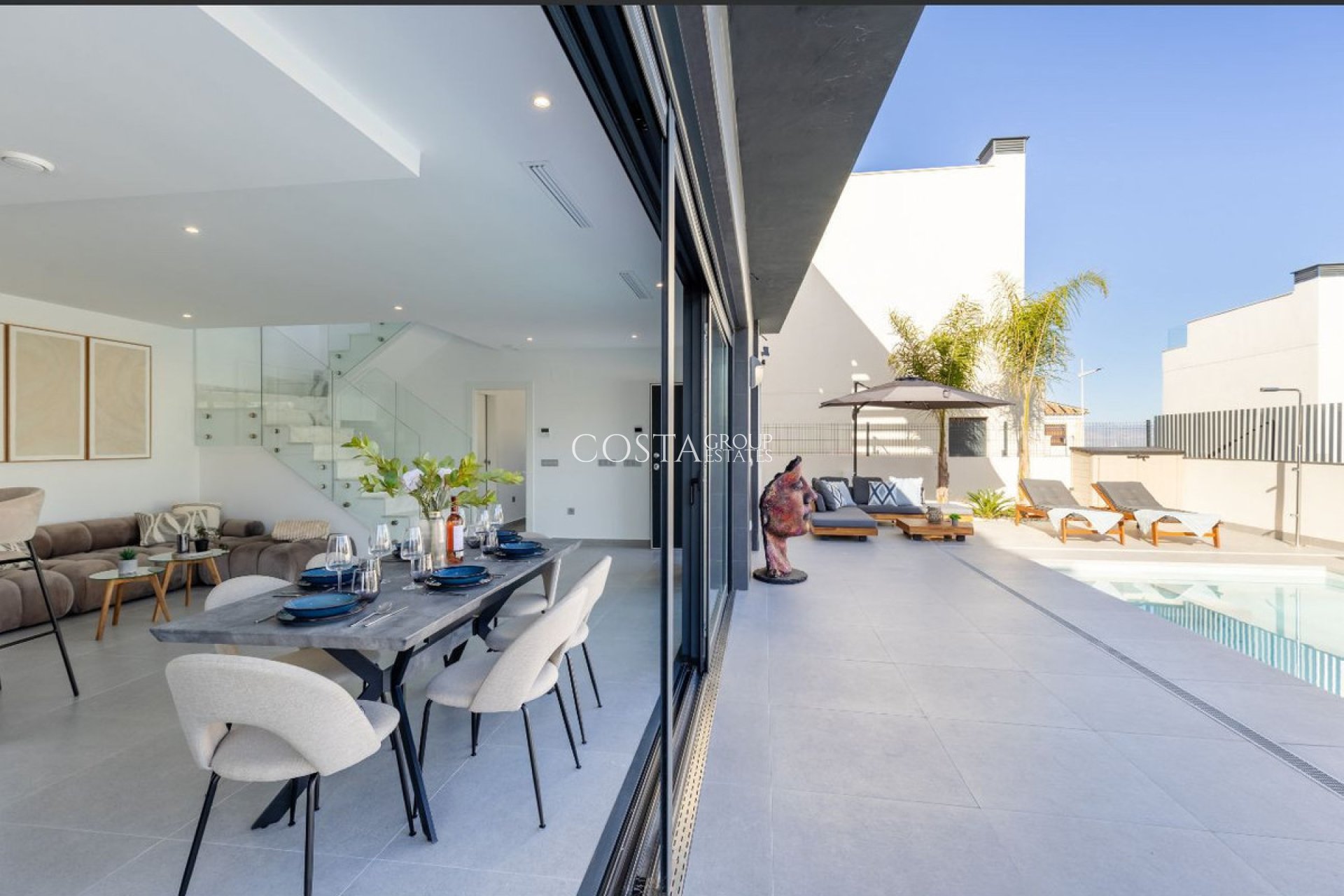 Resale - Villa -
Algorfa - La Finca Golf