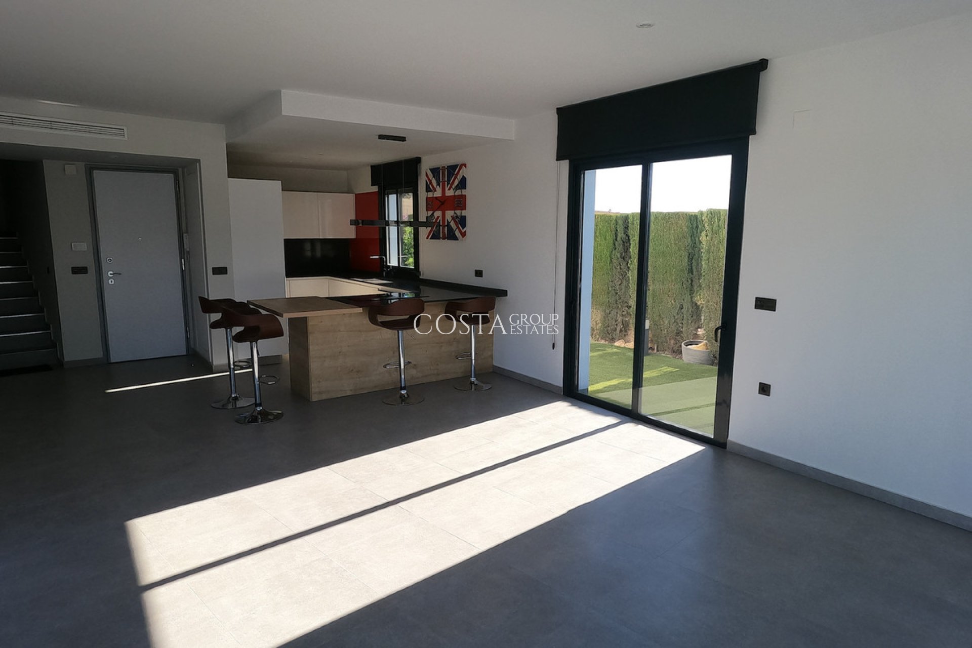 Resale - Villa -
Algorfa - La Finca Golf