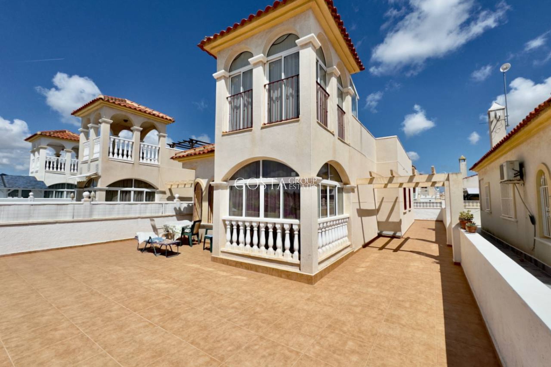 Resale - Villa -
Algorfa - Lo Crispin