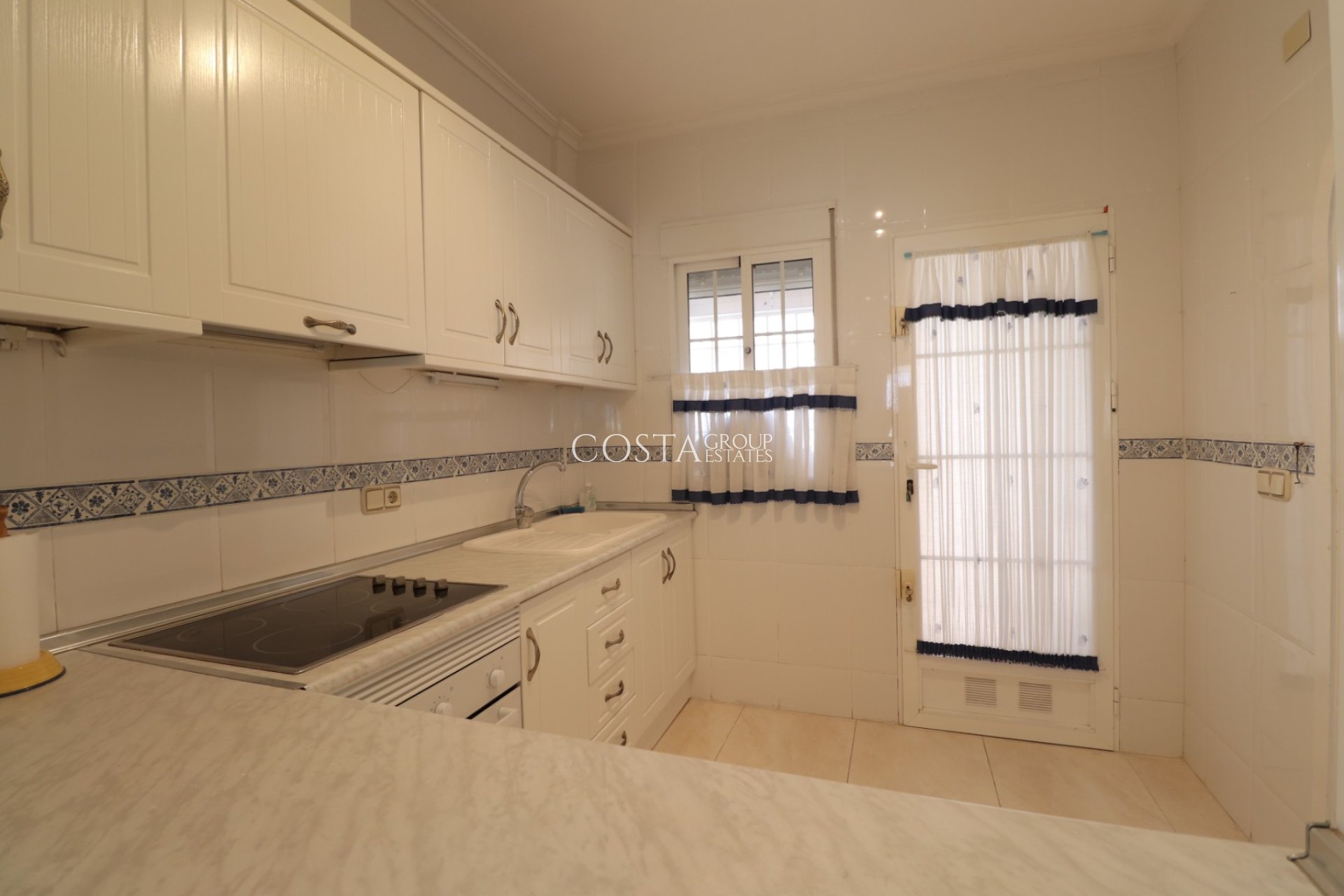 Resale - Villa -
Algorfa - Lo Crispin