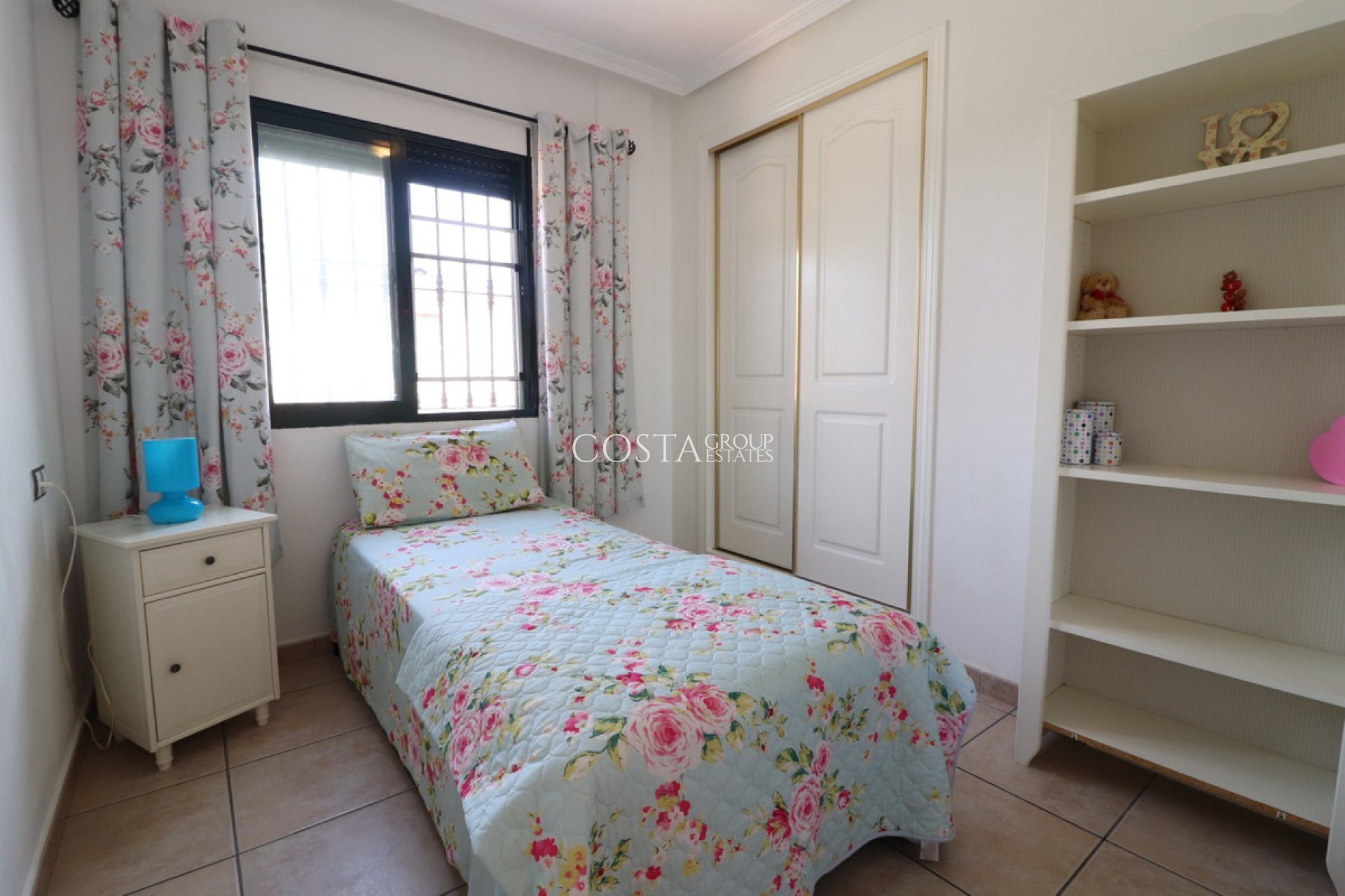 Resale - Villa -
Algorfa - Lo Crispin