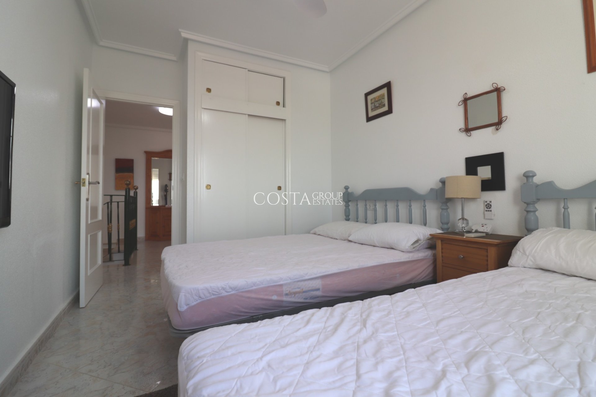 Resale - Villa -
Algorfa - Lomas de La Juliana