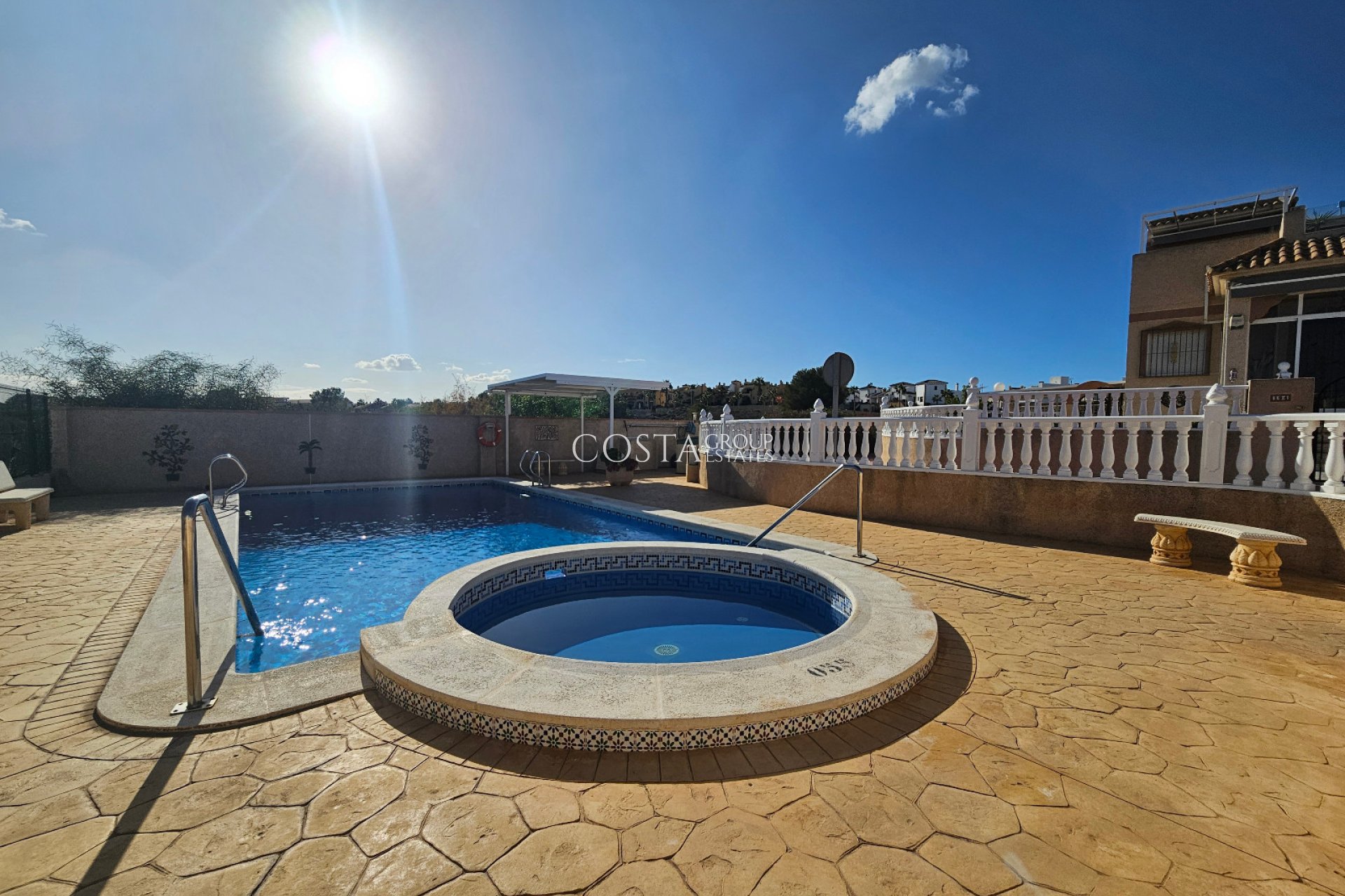 Resale - Villa -
Algorfa - Montemar