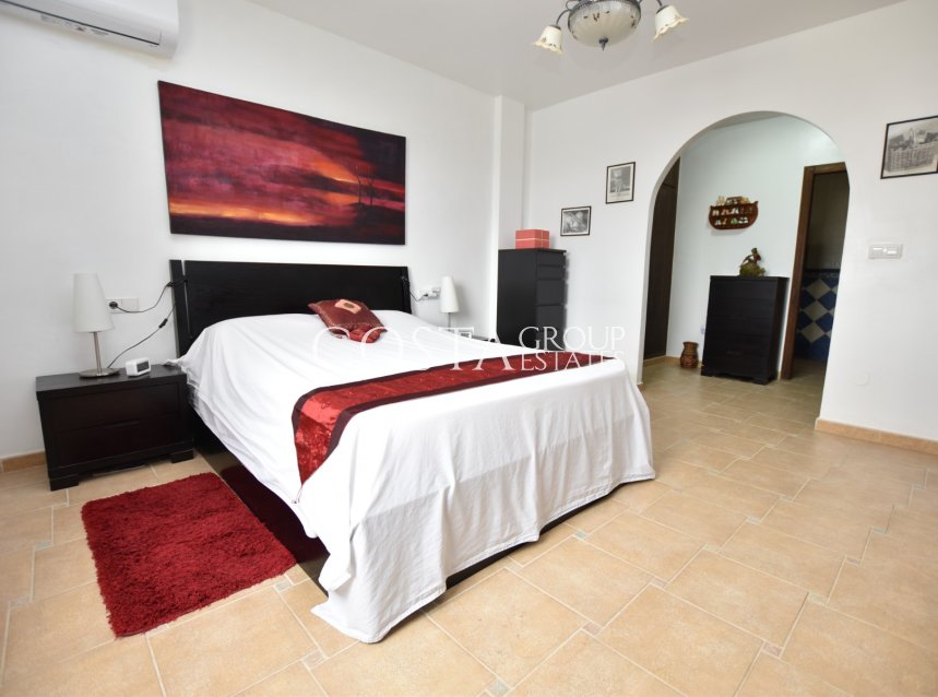 Resale - Villa -
Algorfa - Montemar