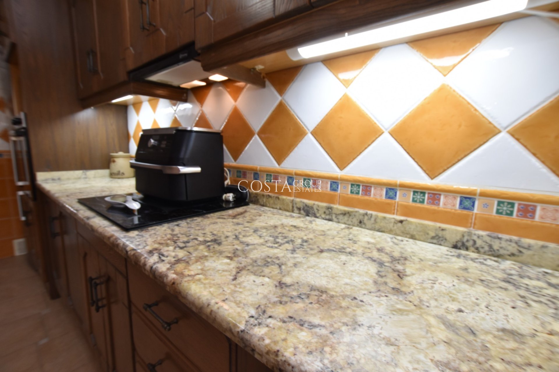 Resale - Villa -
Algorfa - Montemar