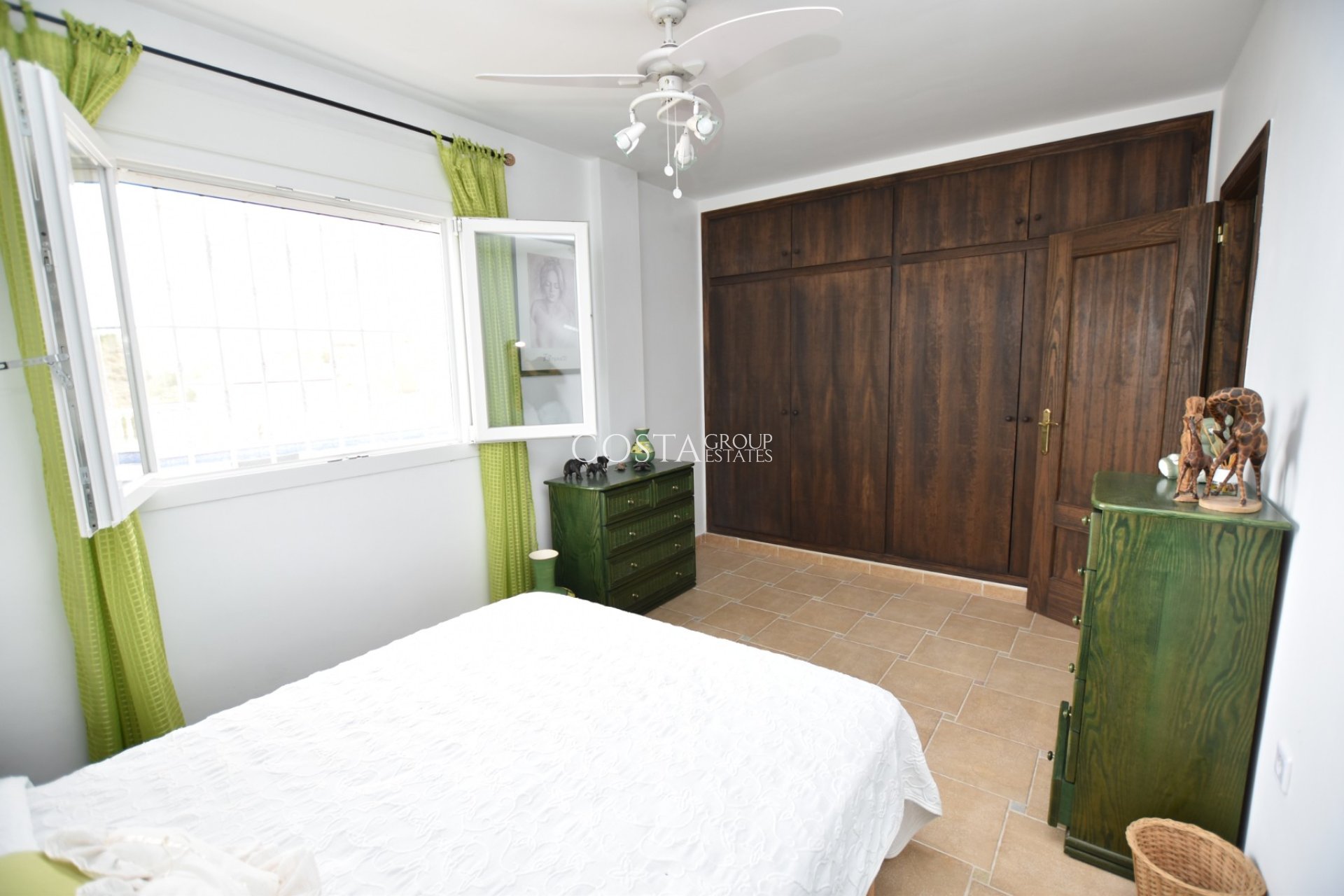 Resale - Villa -
Algorfa - Montemar