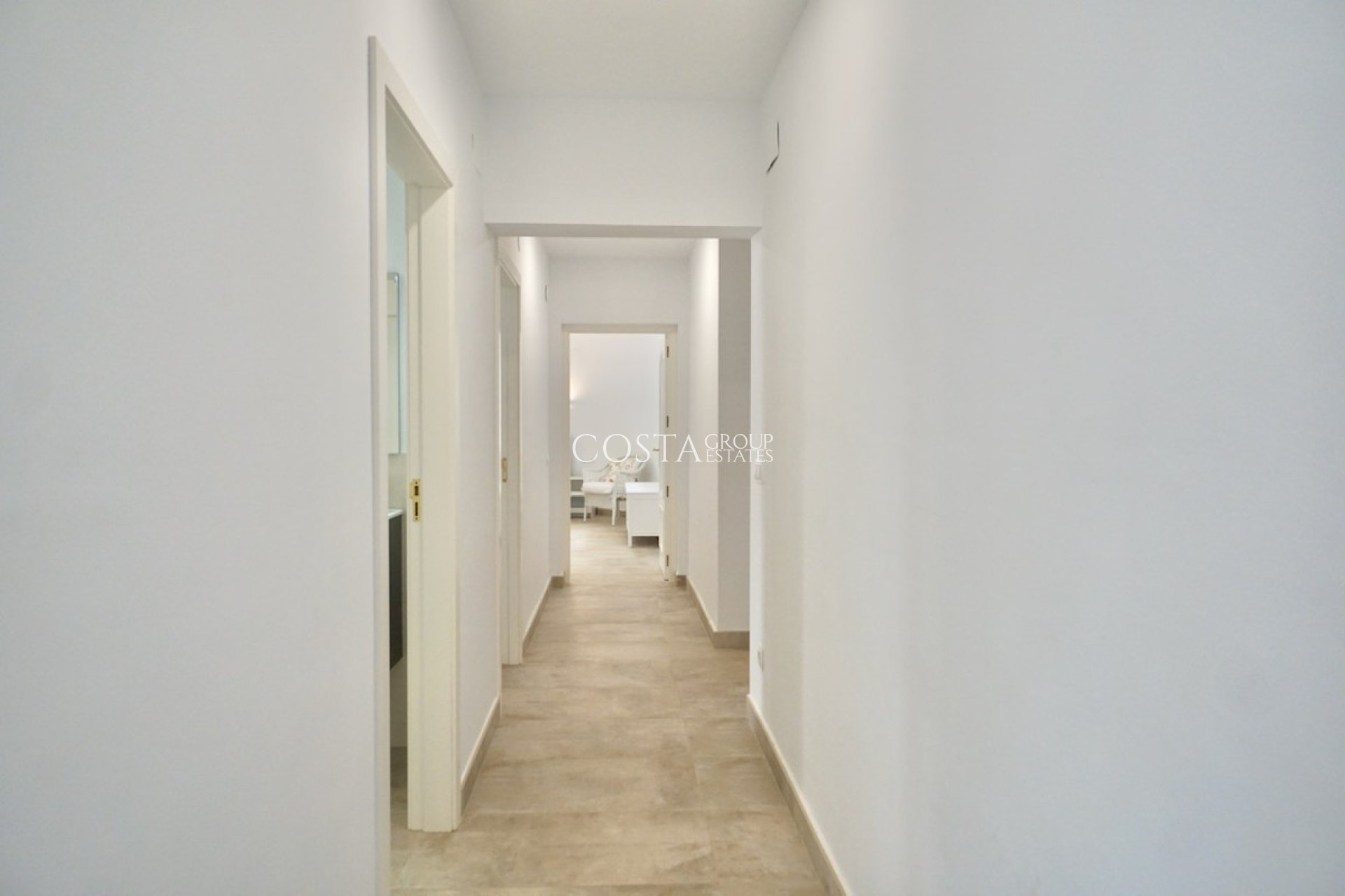 Resale - Villa -
Algorfa - Montemar
