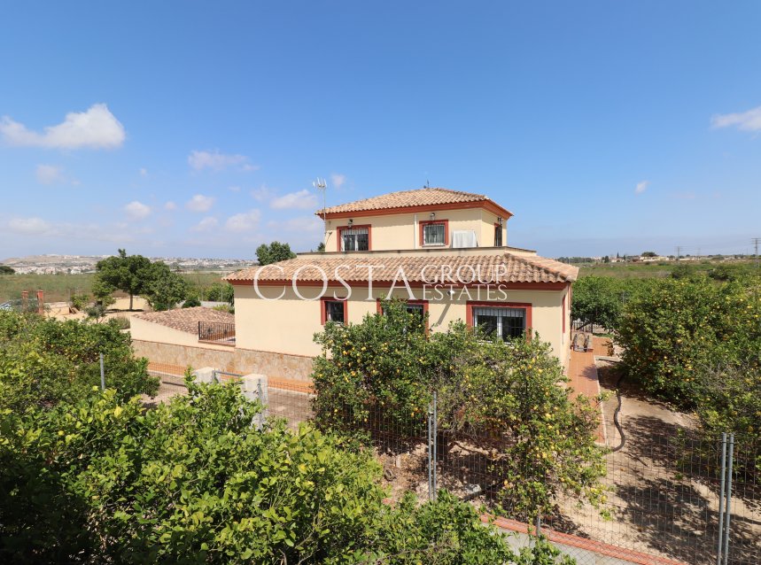 Resale - Villa -
Algorfa