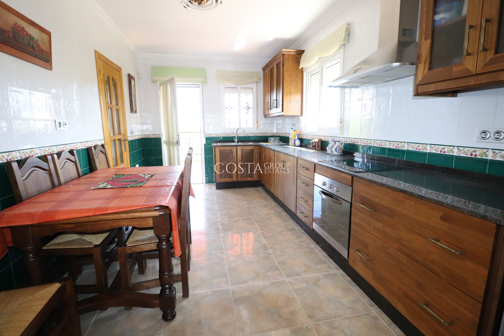 Resale - Villa -
Algorfa
