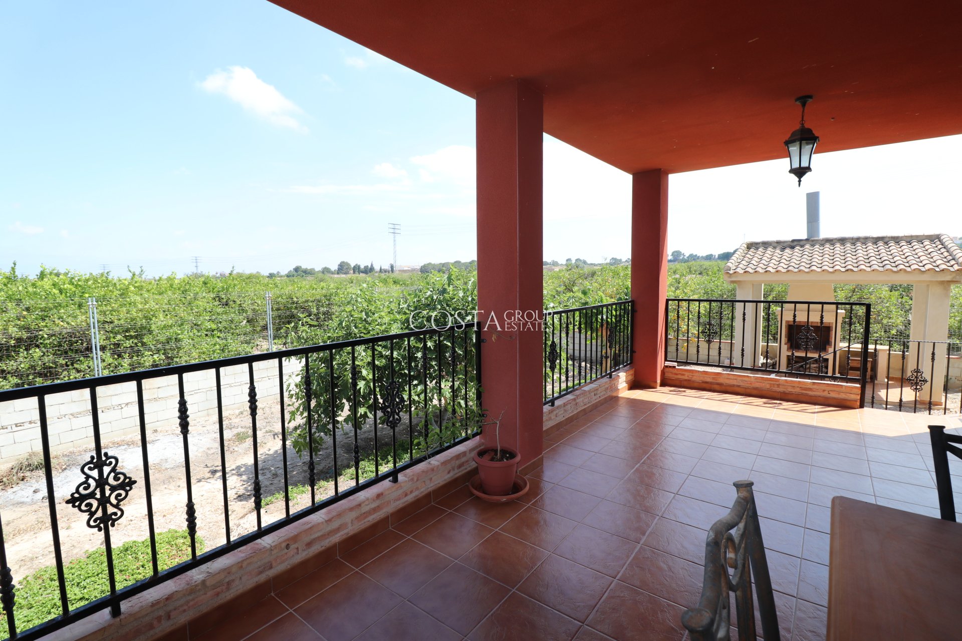 Resale - Villa -
Algorfa