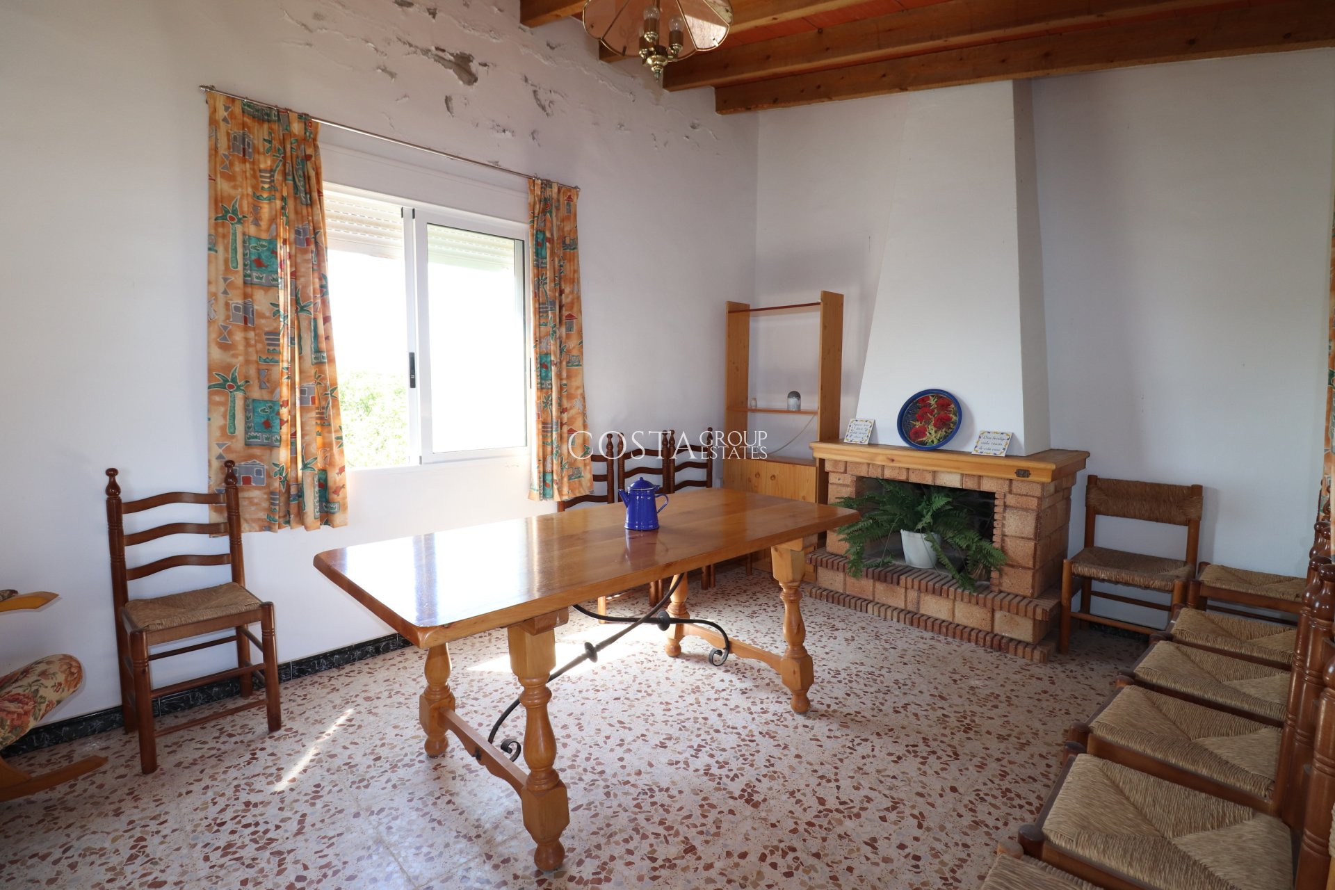 Resale - Villa -
Algorfa