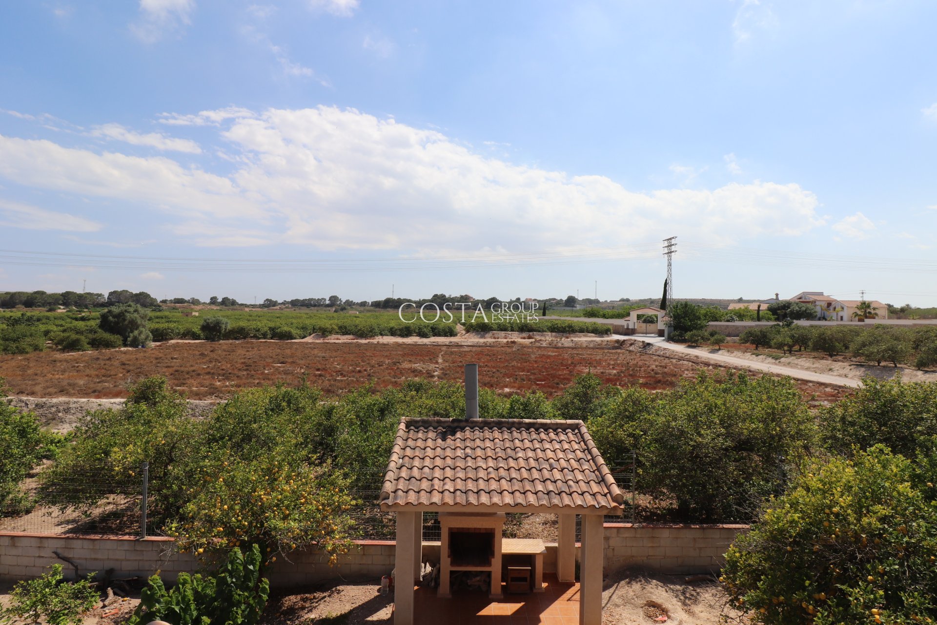 Resale - Villa -
Algorfa