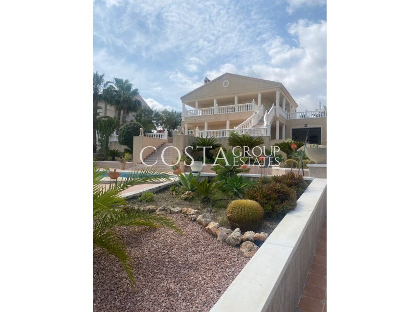 Resale - Villa -
Algorfa