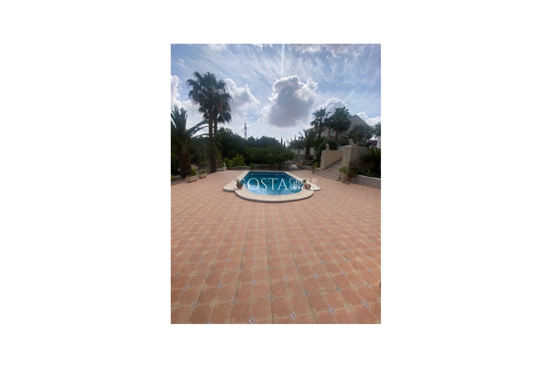 Resale - Villa -
Algorfa