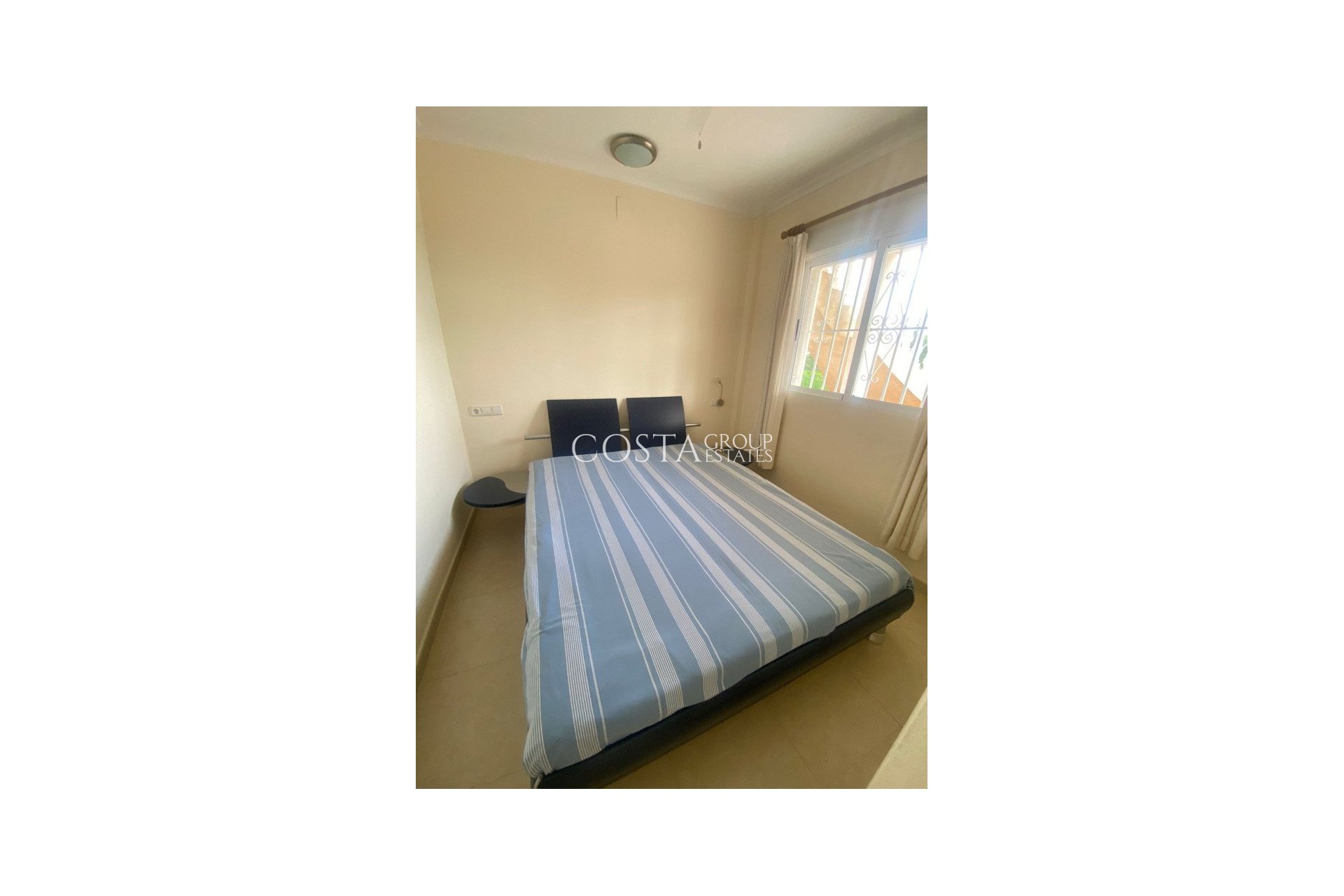 Resale - Villa -
Algorfa