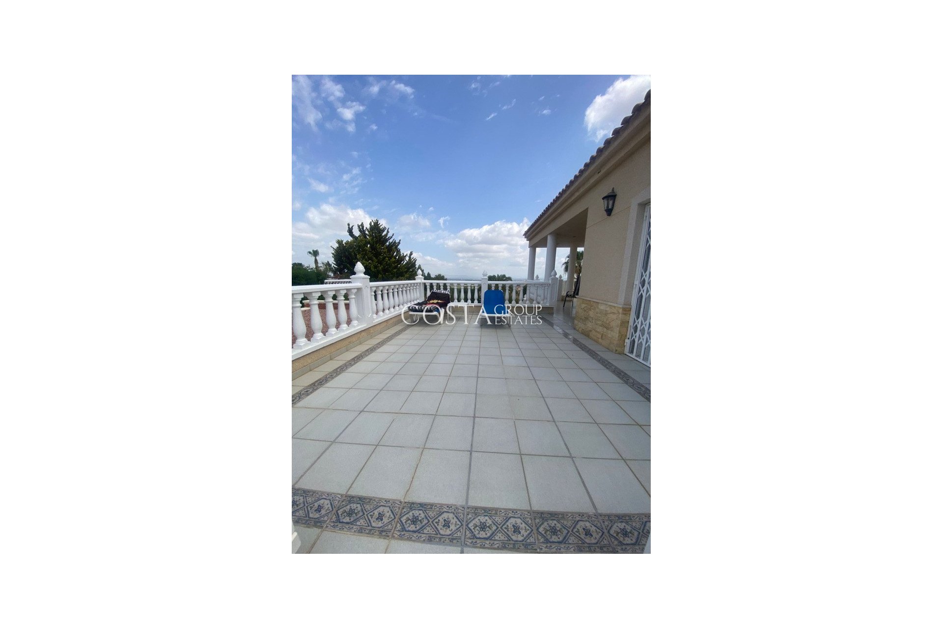 Resale - Villa -
Algorfa
