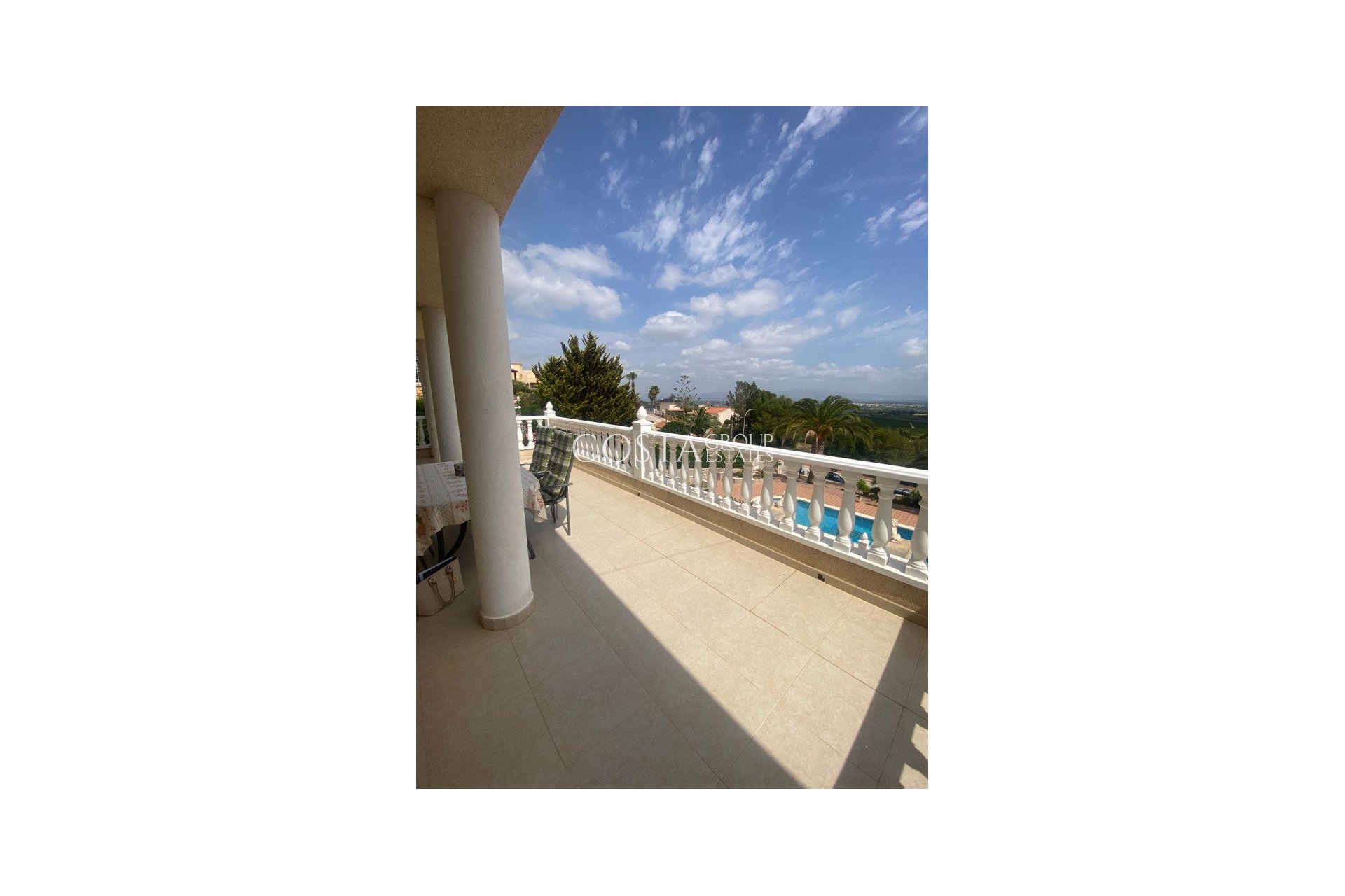 Resale - Villa -
Algorfa