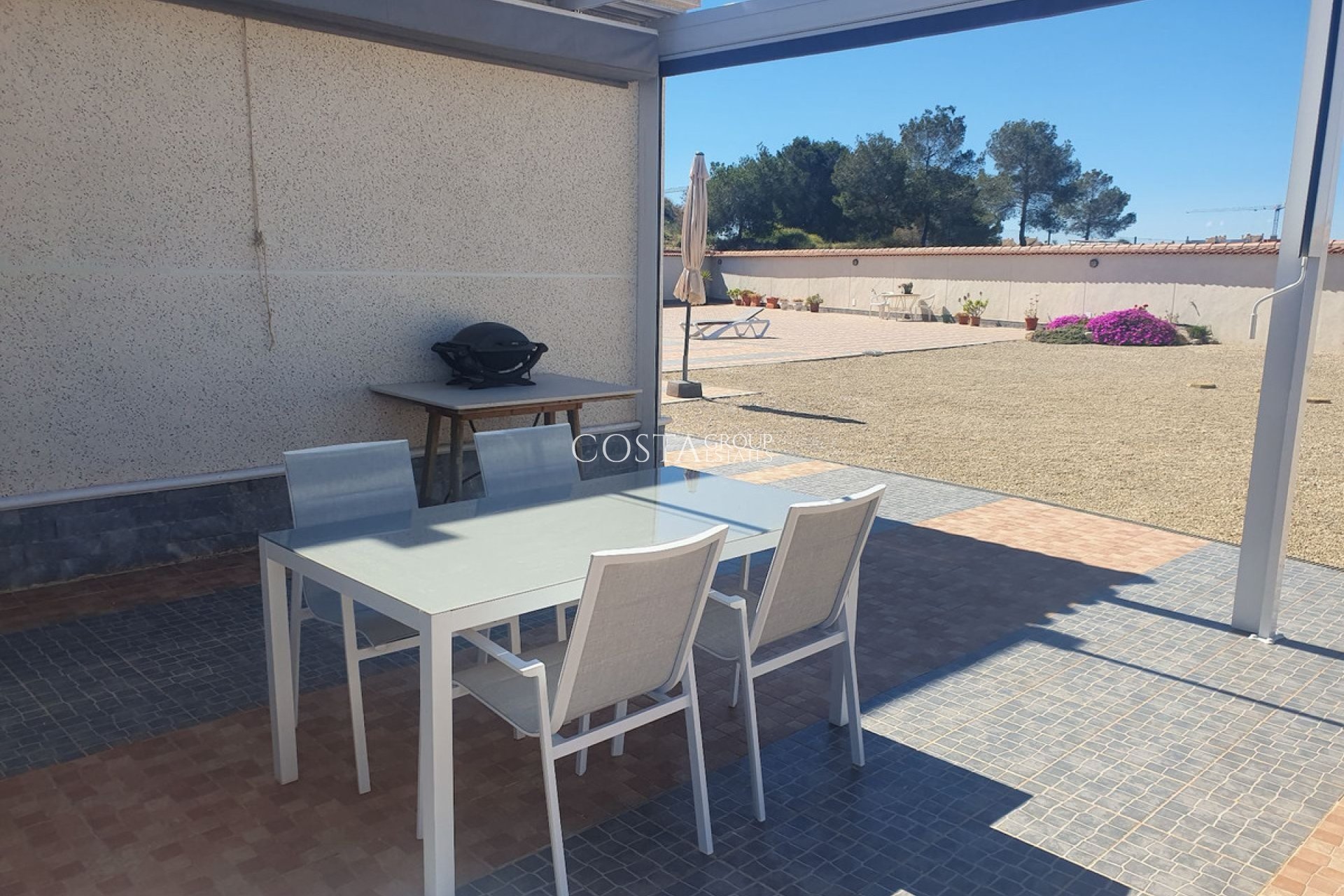 Resale - Villa -
Algorfa