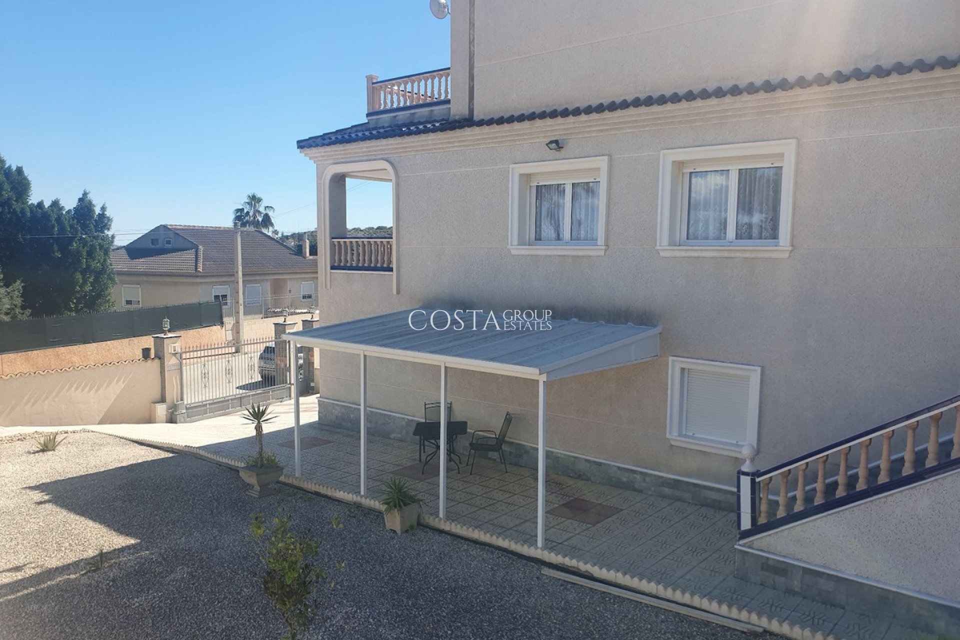 Resale - Villa -
Algorfa
