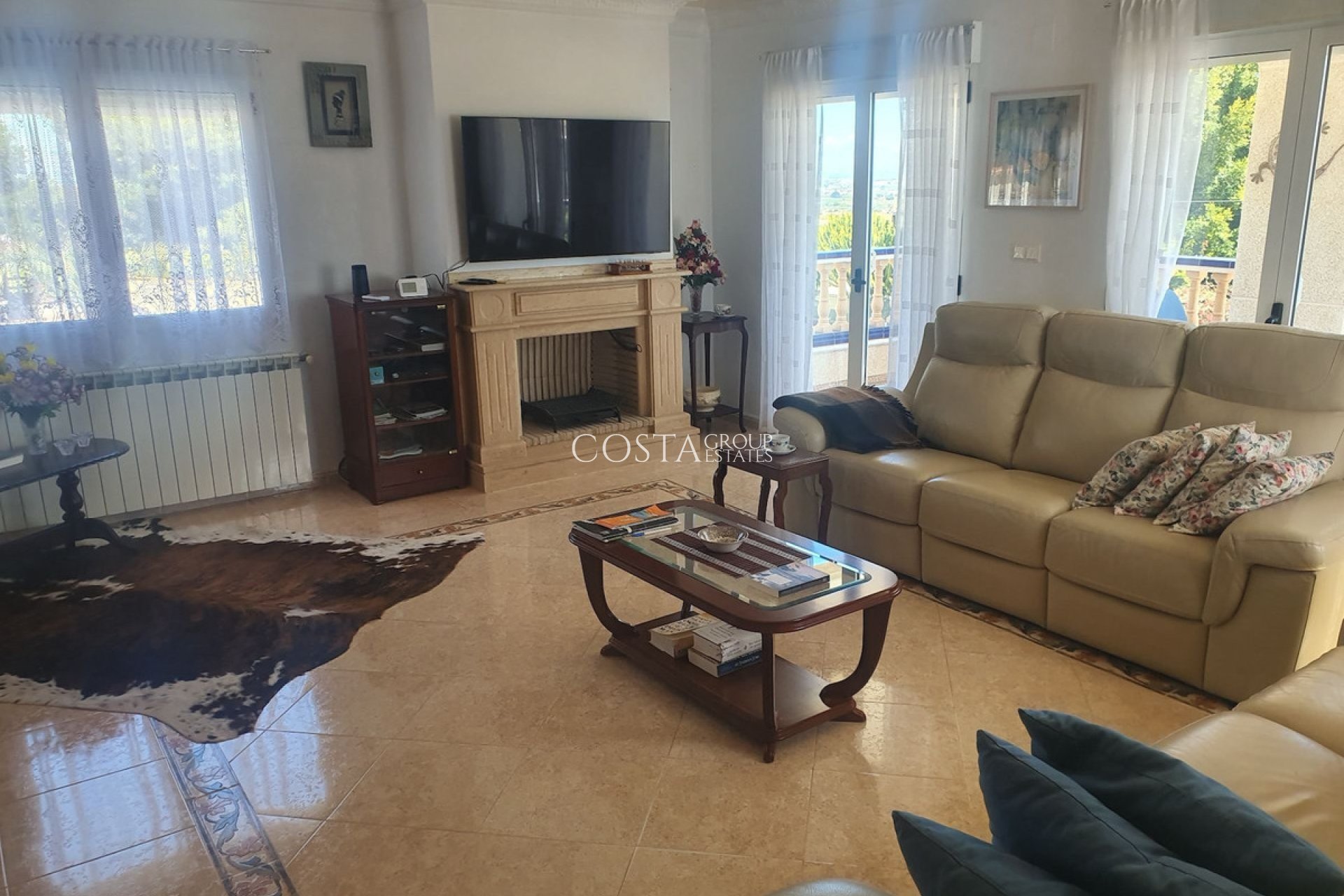 Resale - Villa -
Algorfa