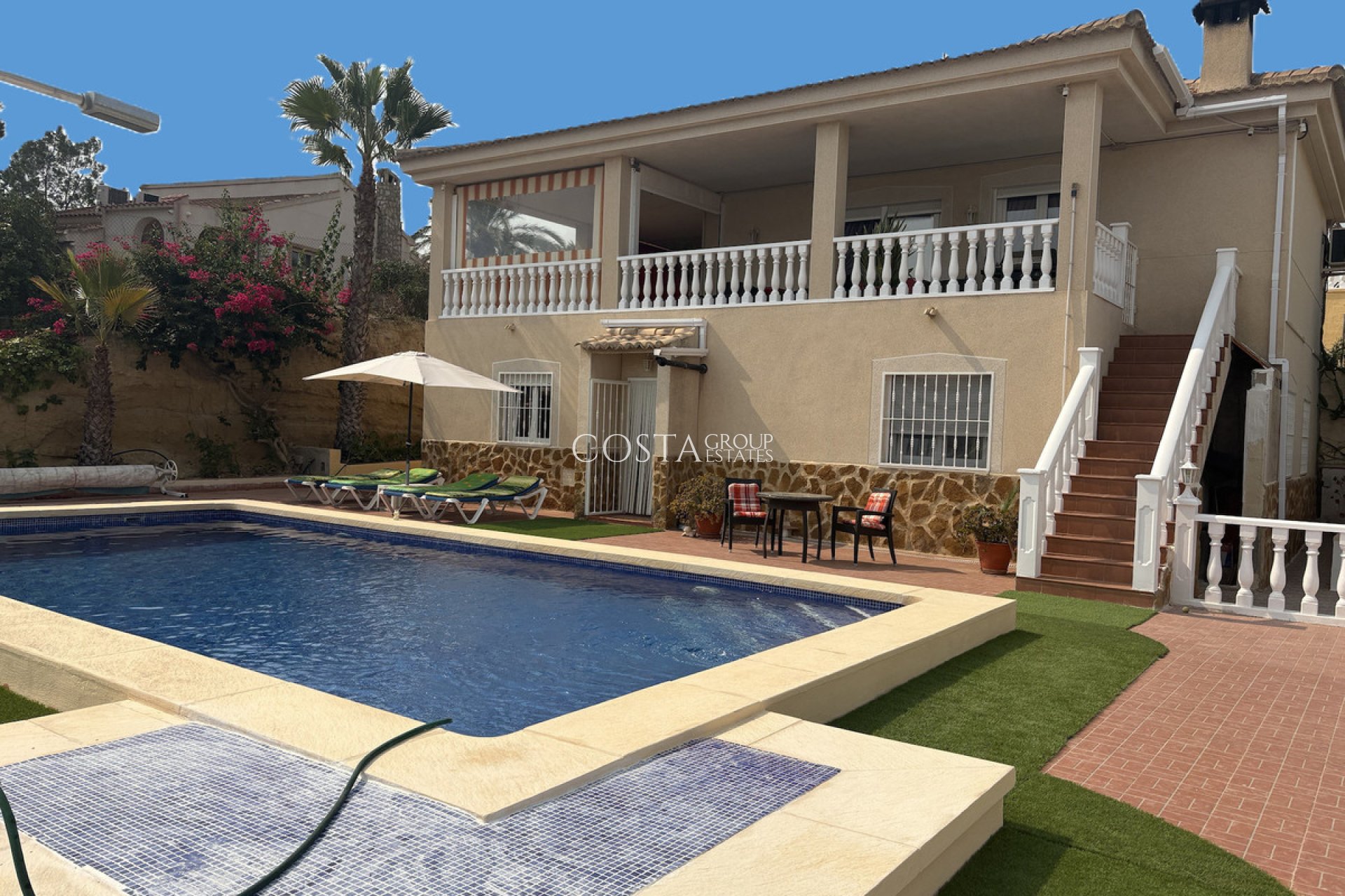 Resale - Villa -
Algorfa