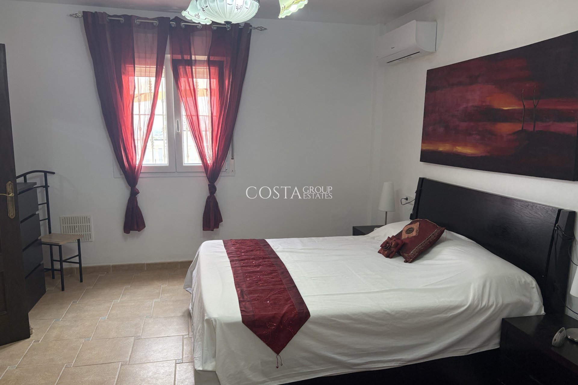 Resale - Villa -
Algorfa