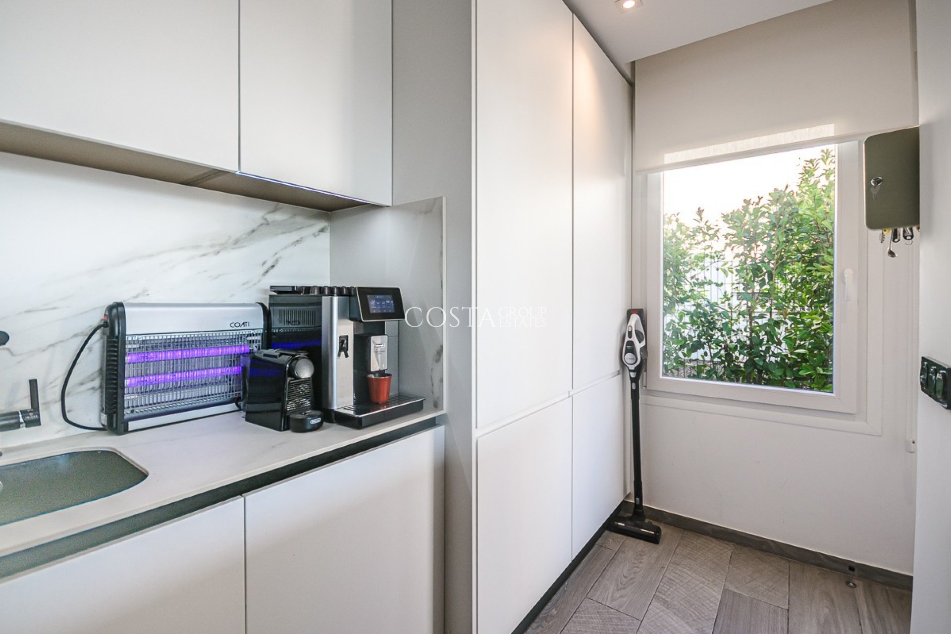 Resale - Villa -
Algorfa