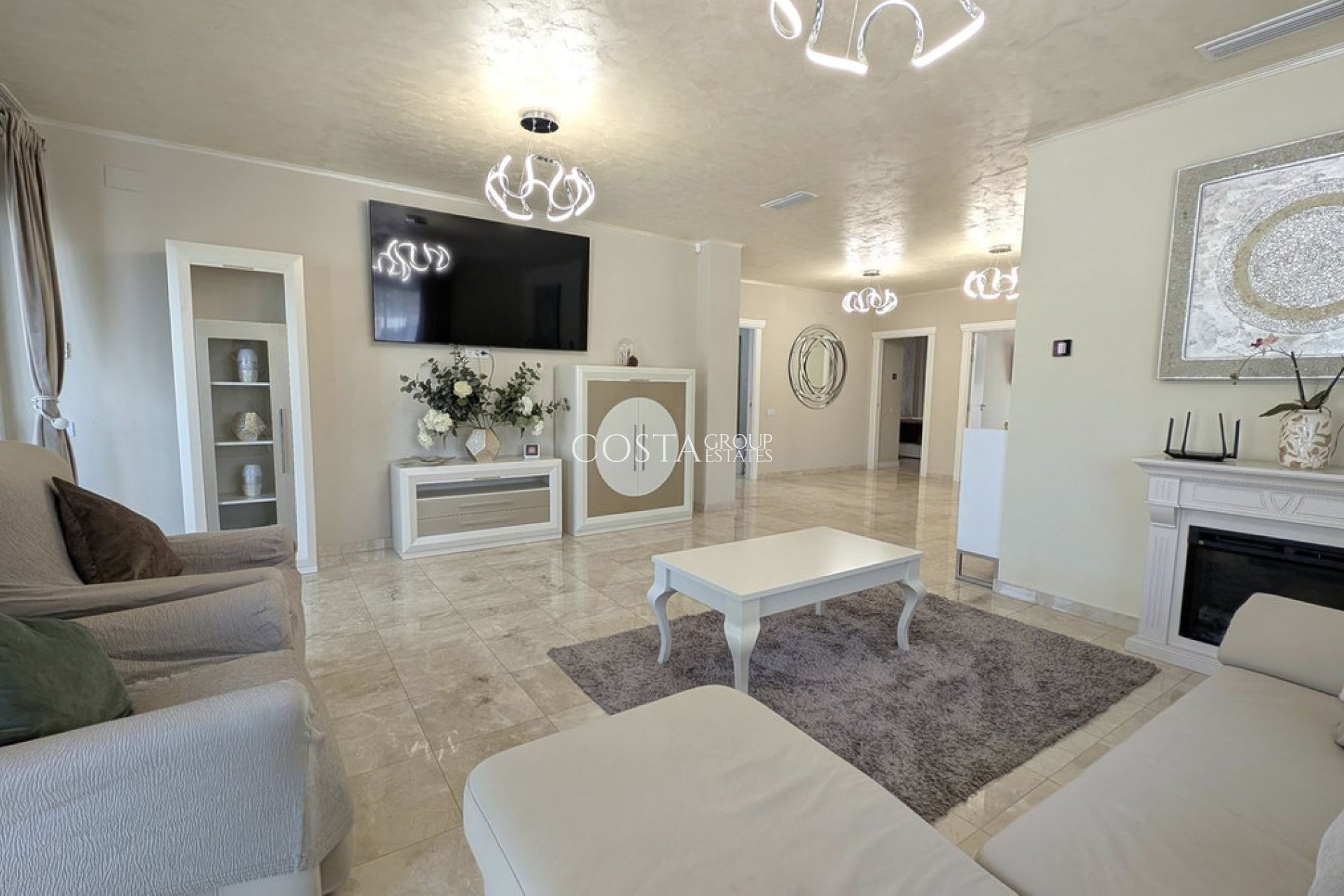 Resale - Villa -
Alicante - Alicante Centro