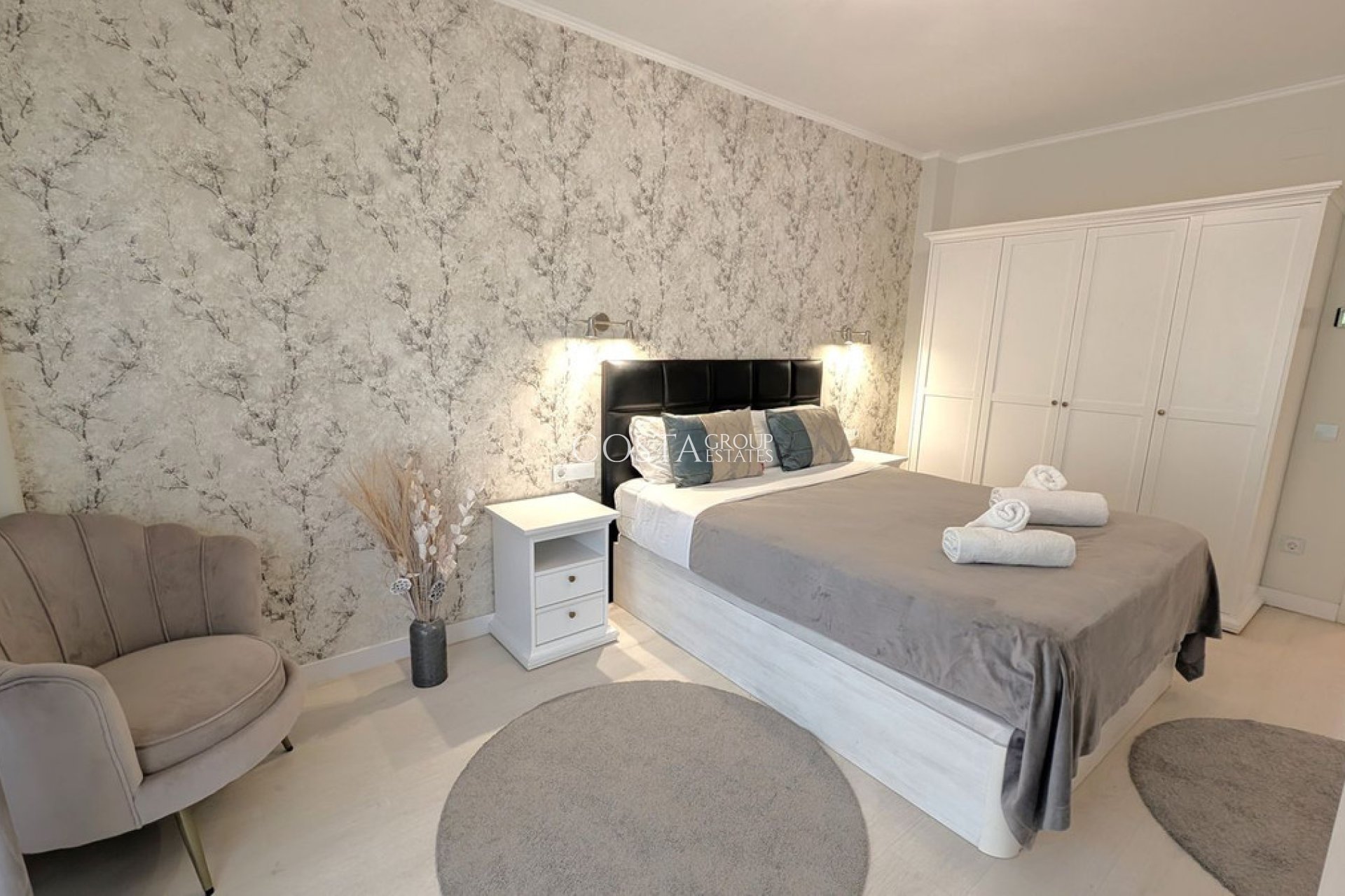 Resale - Villa -
Alicante - Alicante Centro