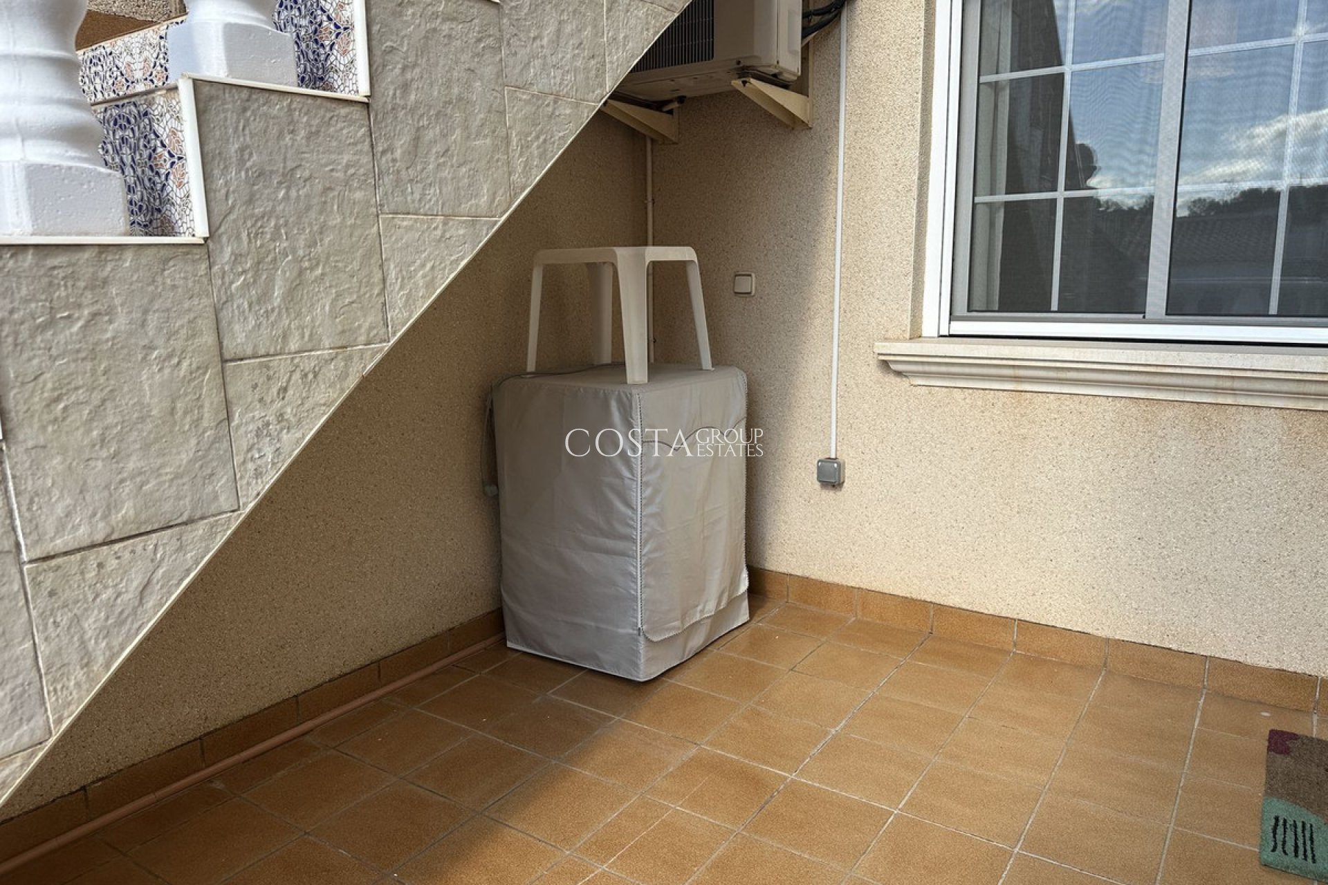 Resale - Villa -
Alicante - Alicante Centro