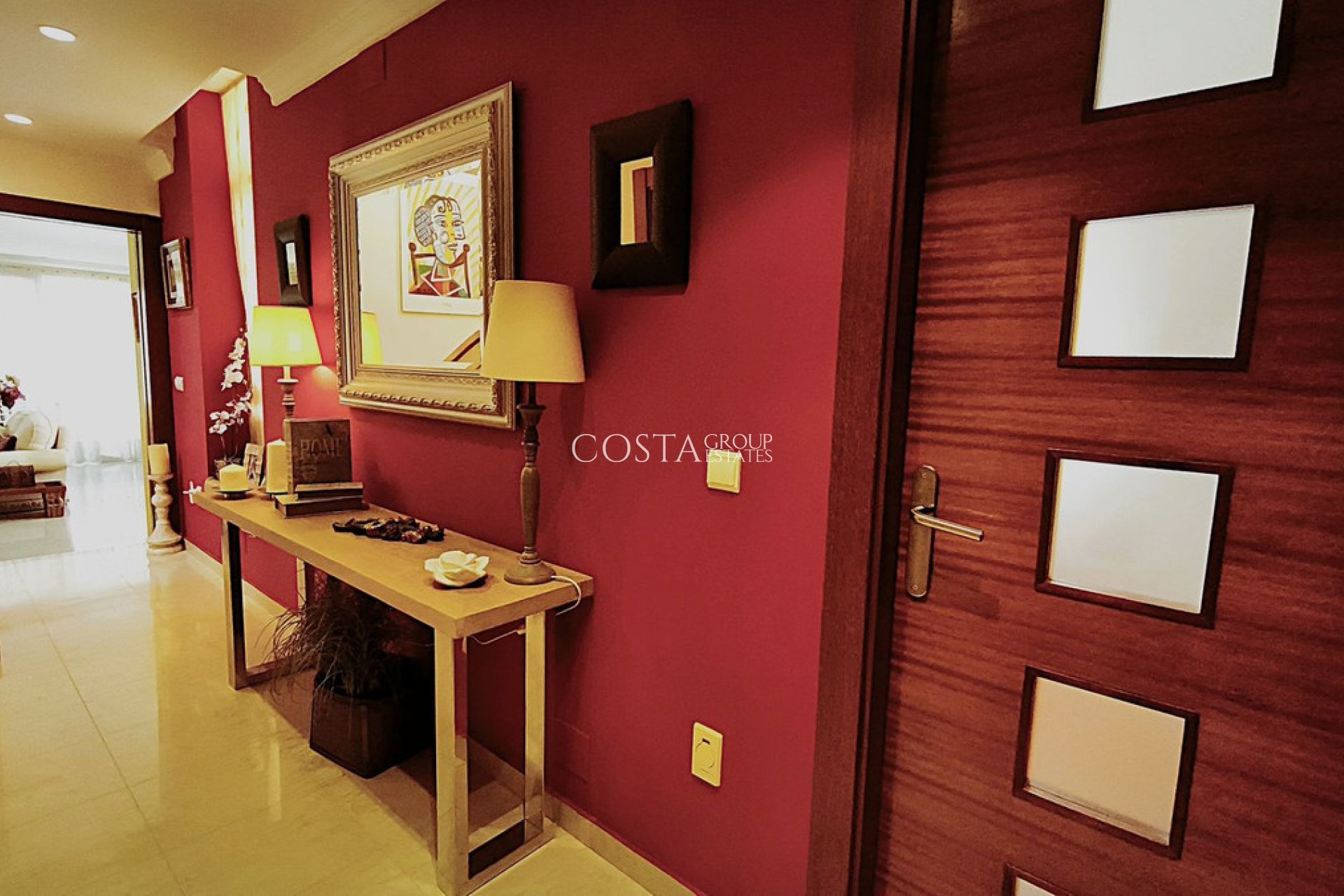 Resale - Villa -
Alicante - Alicante Centro