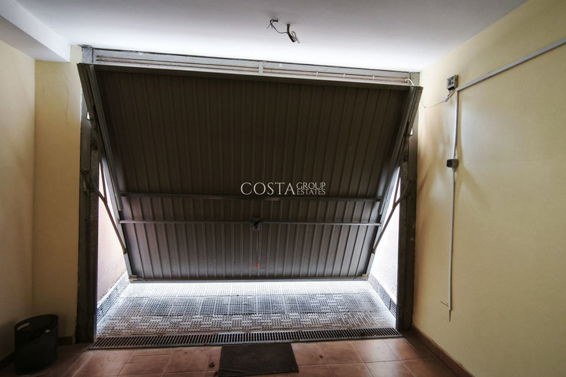 Resale - Villa -
Alicante - Alicante Centro