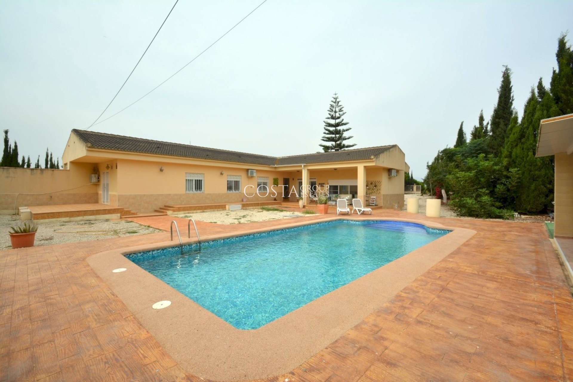 Resale - Villa -
Almoradí - Almoradi Centro