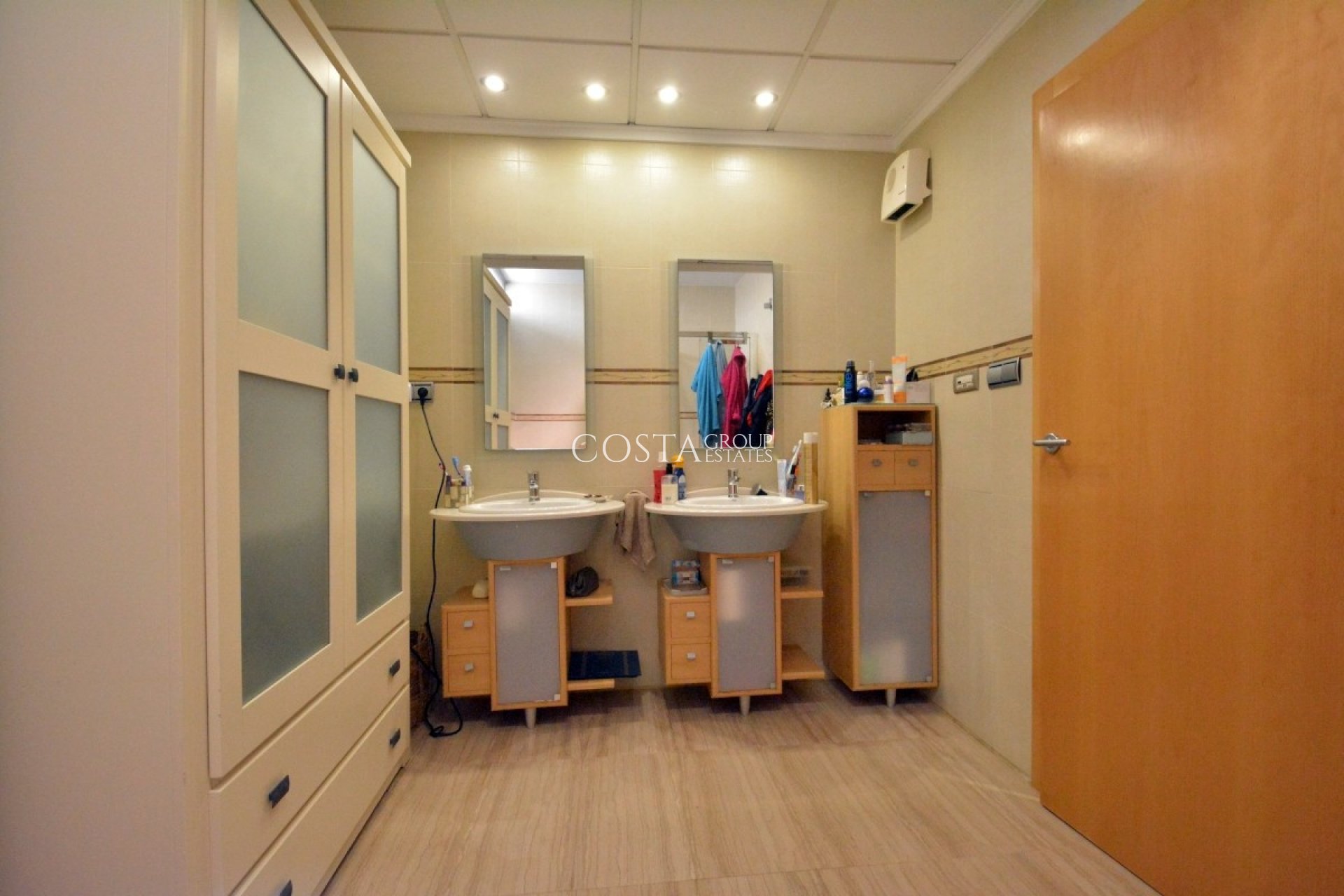 Resale - Villa -
Almoradí - Almoradi Centro