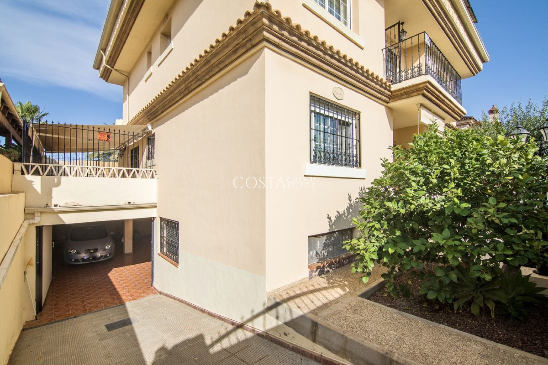 Resale - Villa -
Almoradí - Almoradi Centro