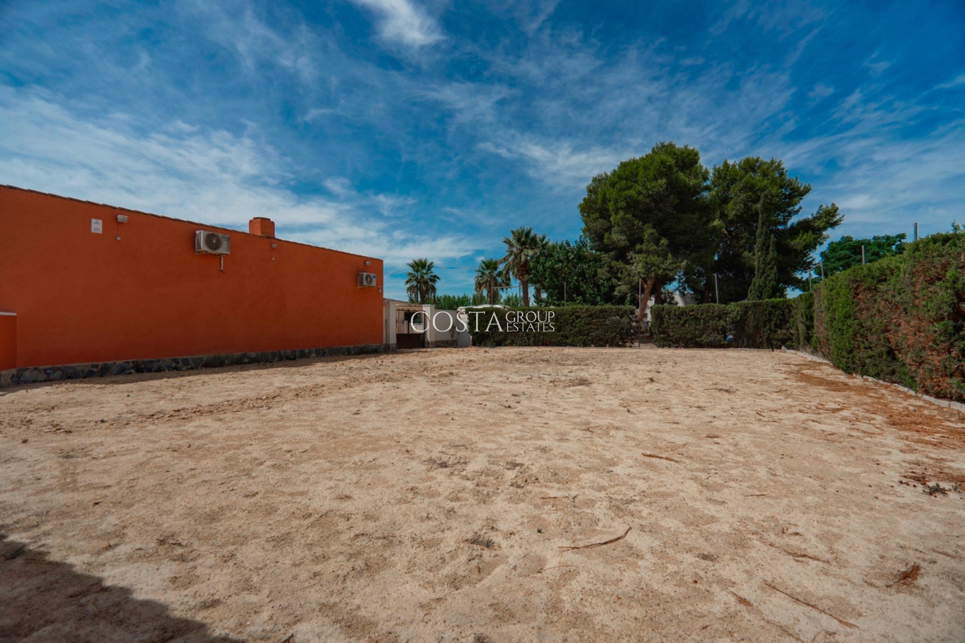 Resale - Villa -
Almoradí - Heredades