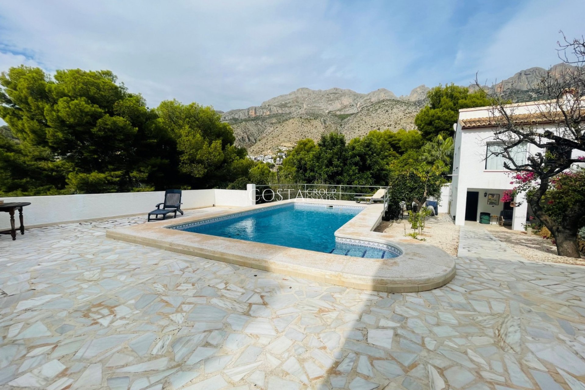 Resale - Villa -
Altea - Altea Centro