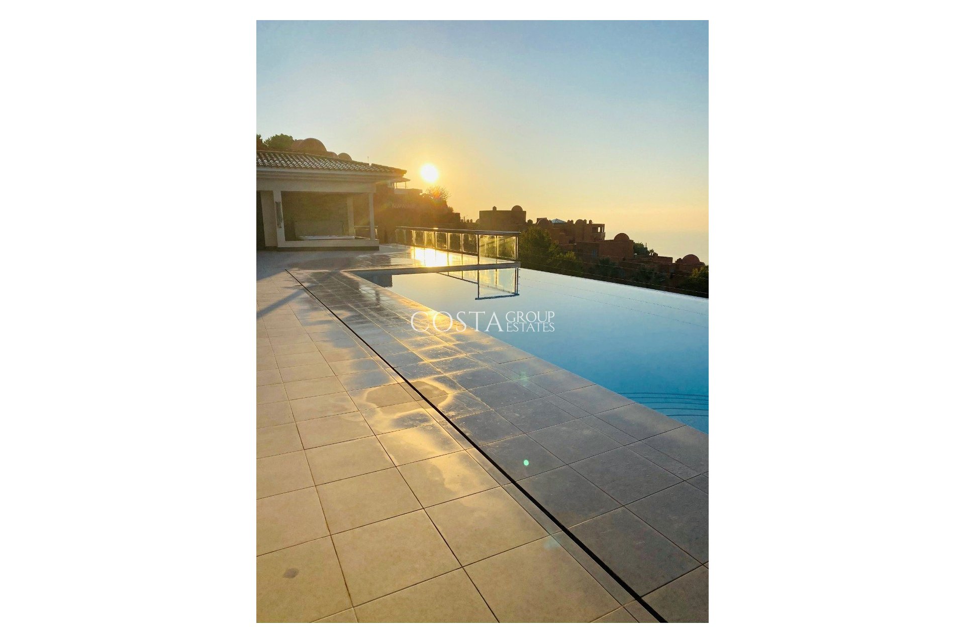 Resale - Villa -
Altea - Altea Centro