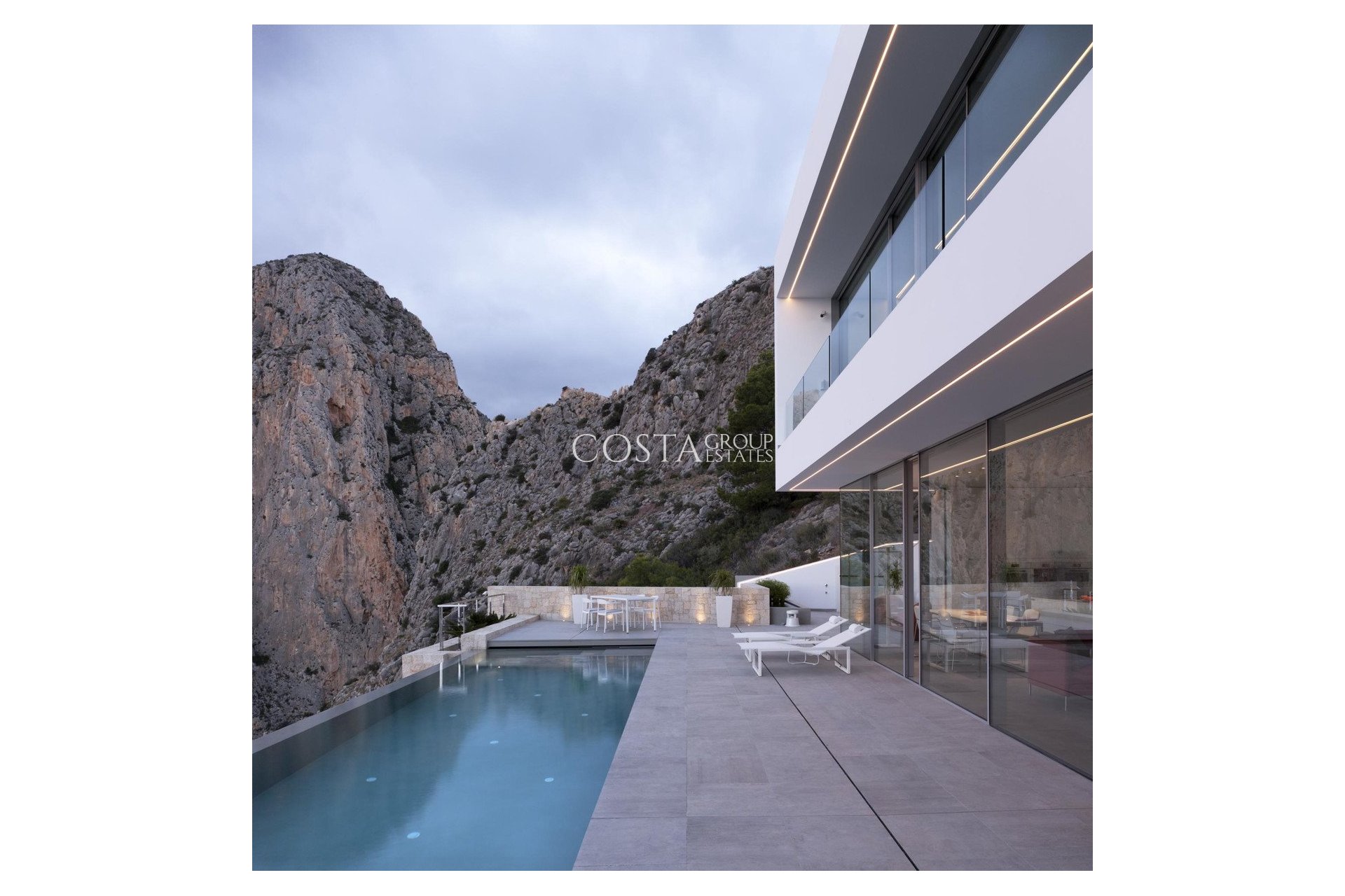 Resale - Villa -
Altea - Altea Centro