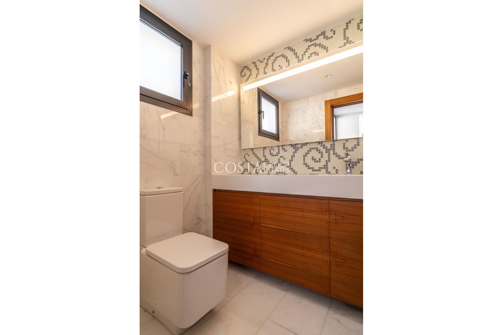 Resale - Villa -
Altea - Altea La Vella