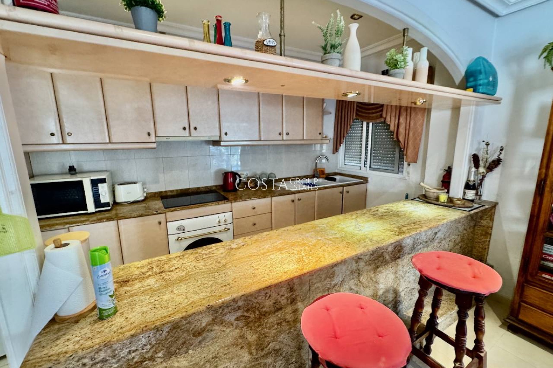 Resale - Villa -
Benferri