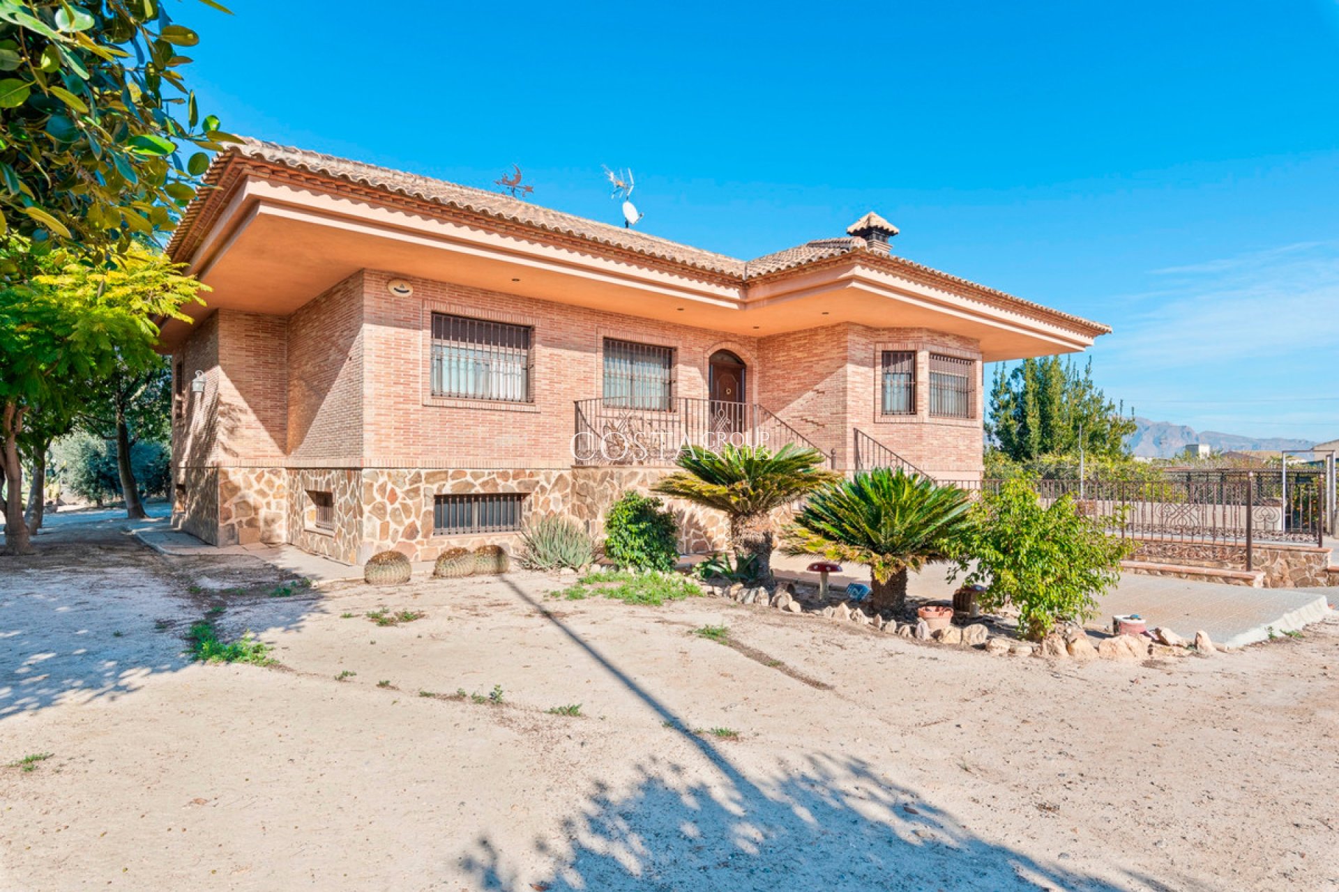 Resale - Villa -
Beniel - Beniel Centro