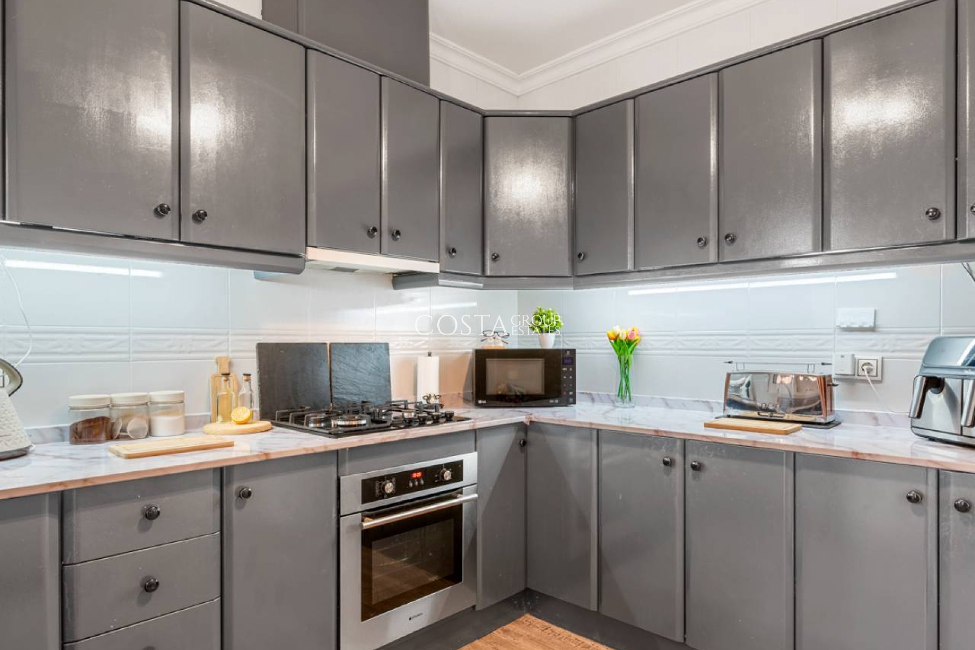 Resale - Villa -
Benijofar