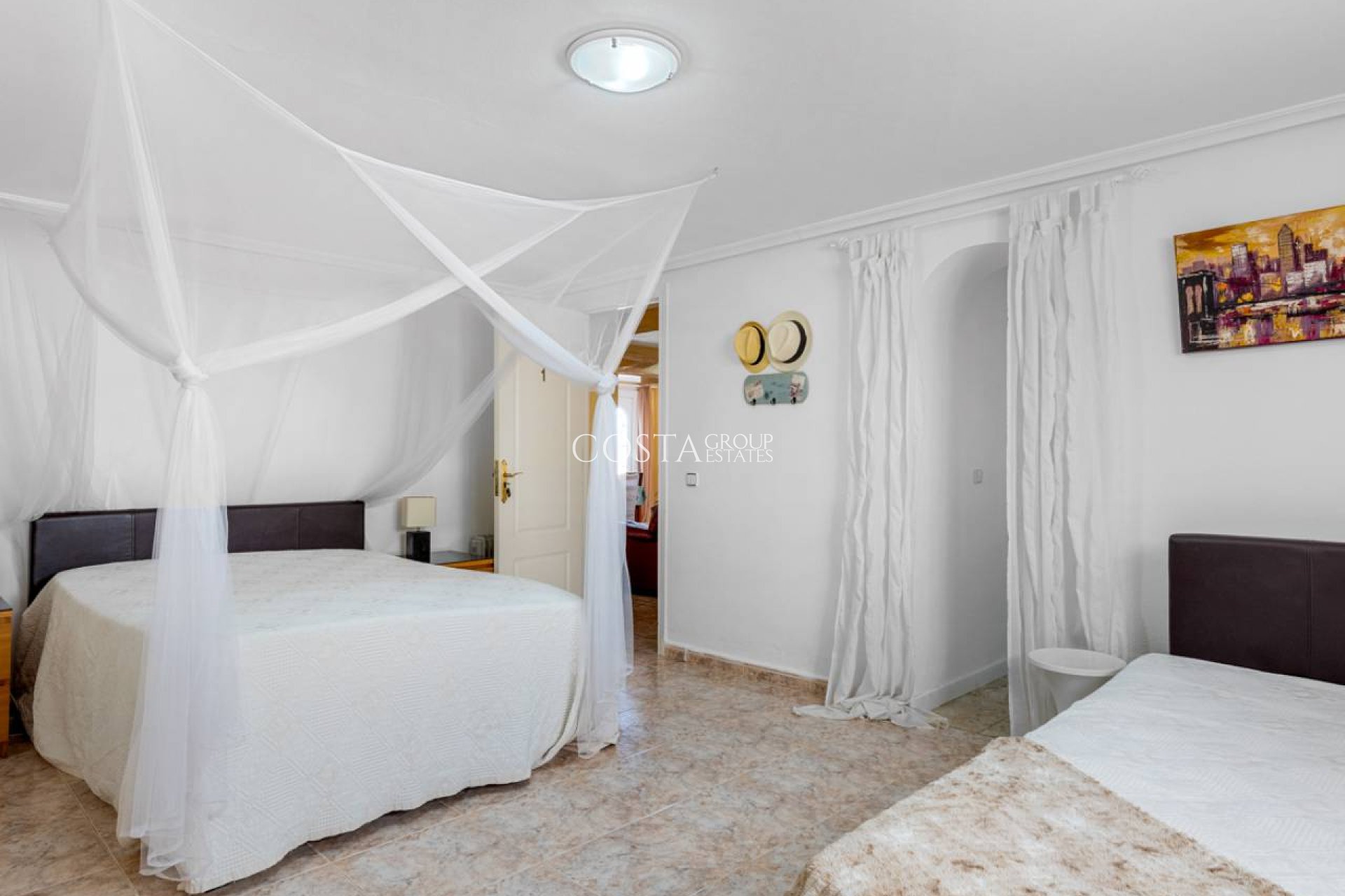 Resale - Villa -
Benijofar