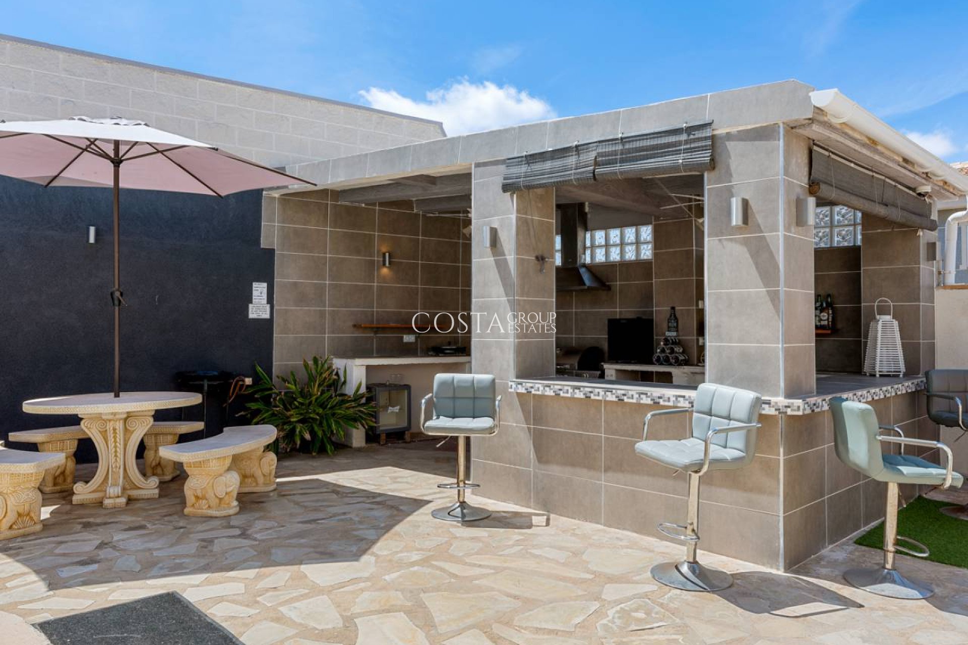 Resale - Villa -
Benijofar