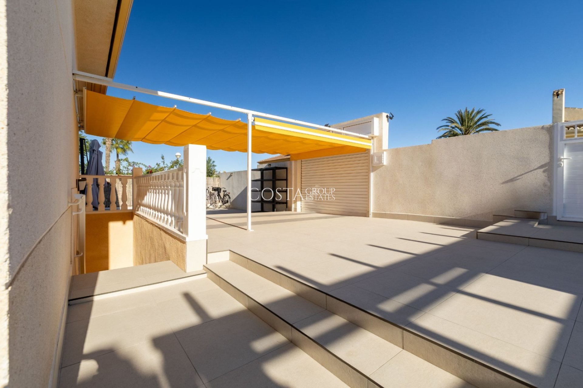 Resale - Villa -
Benijofar