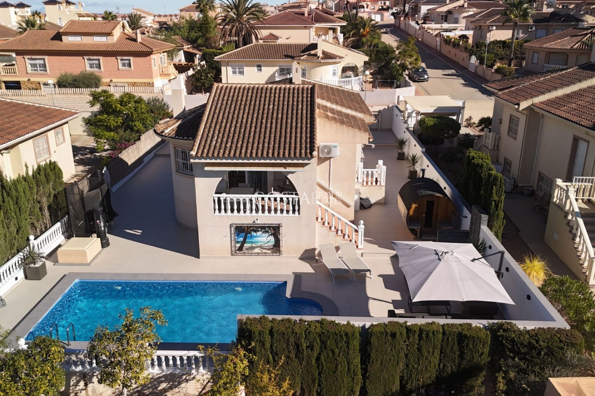 Resale - Villa -
Benijofar