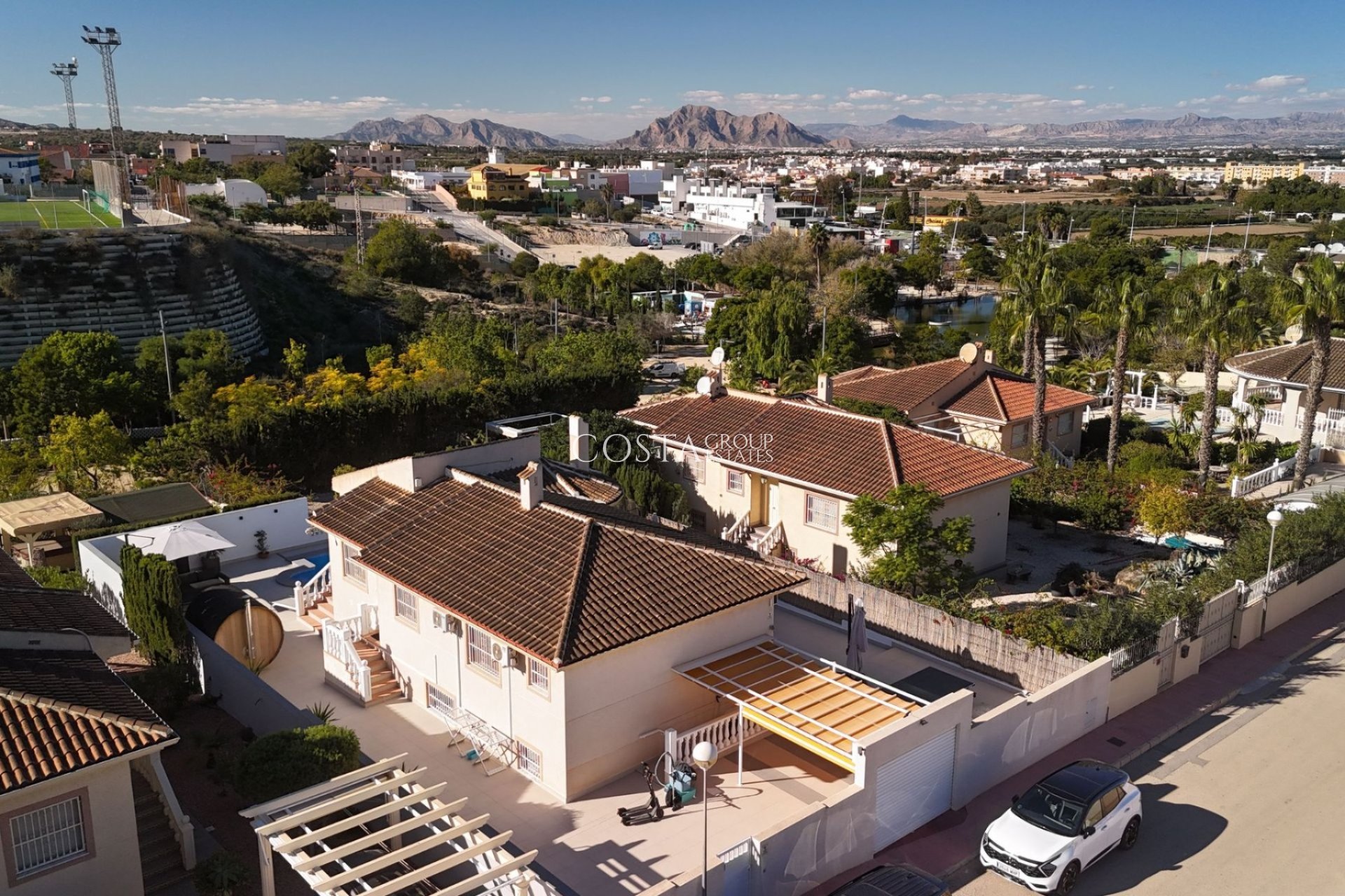 Resale - Villa -
Benijofar
